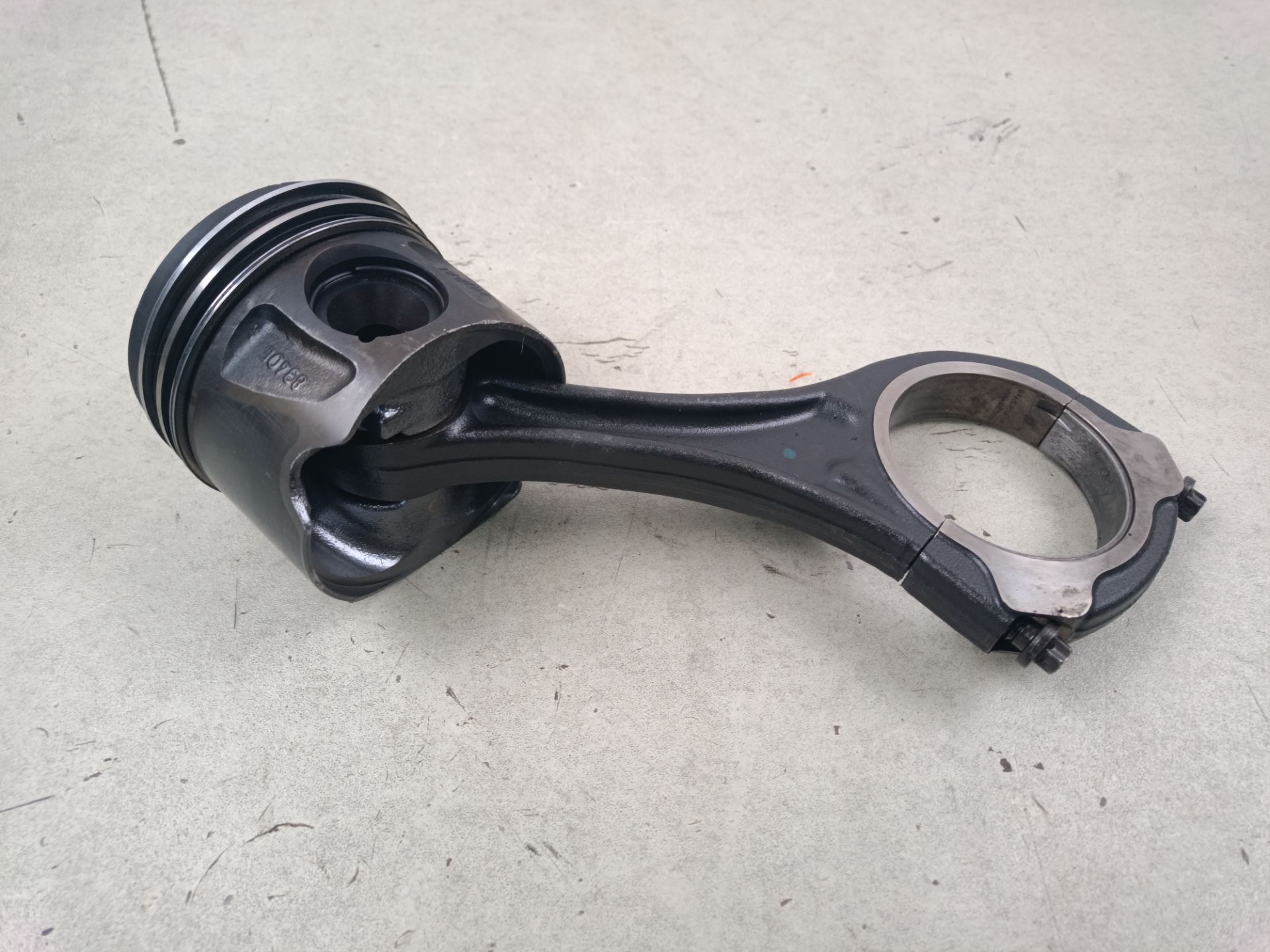 PISTON