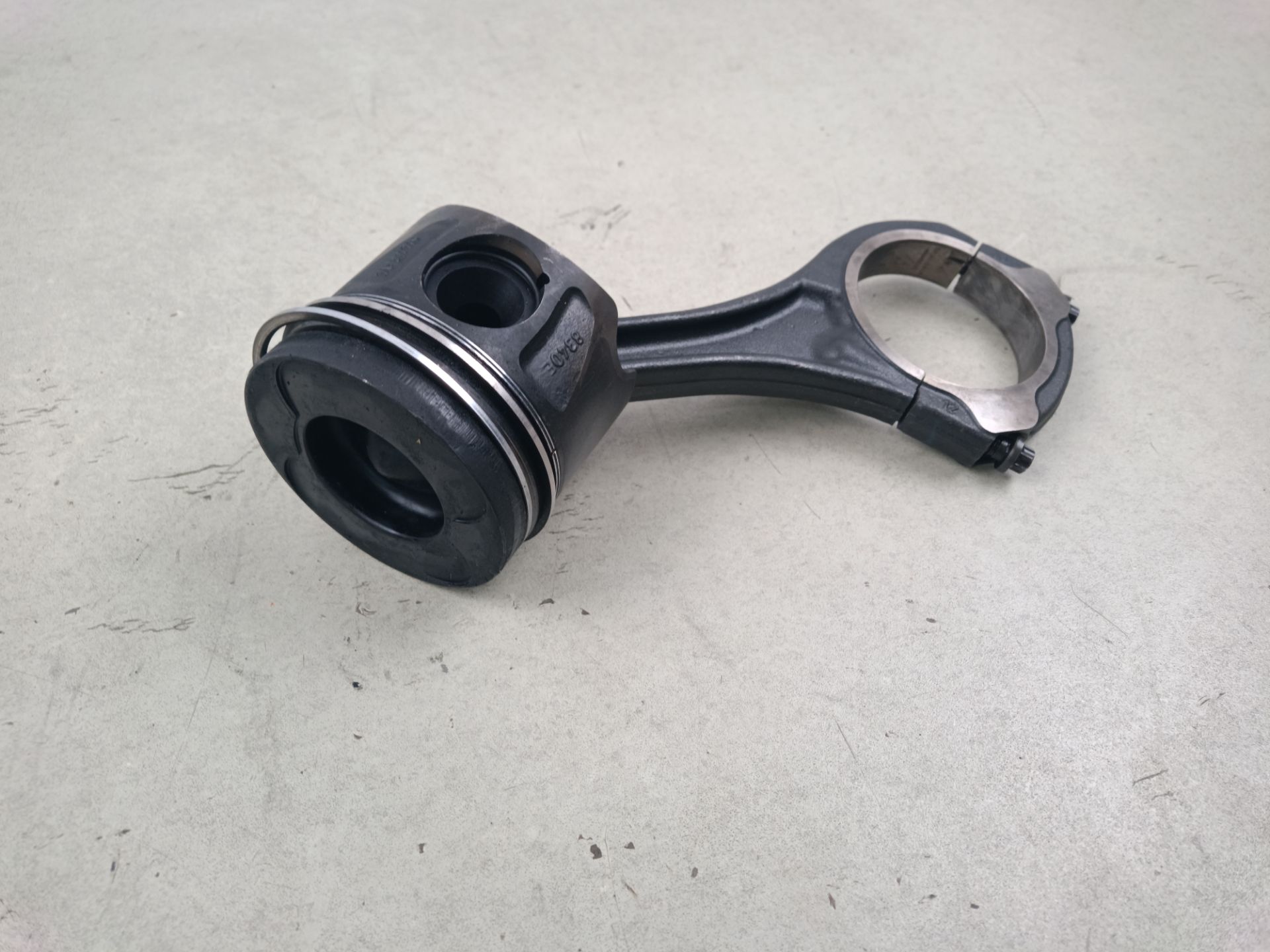 PISTON Mercedes-Benz S Maybach (BM 221)