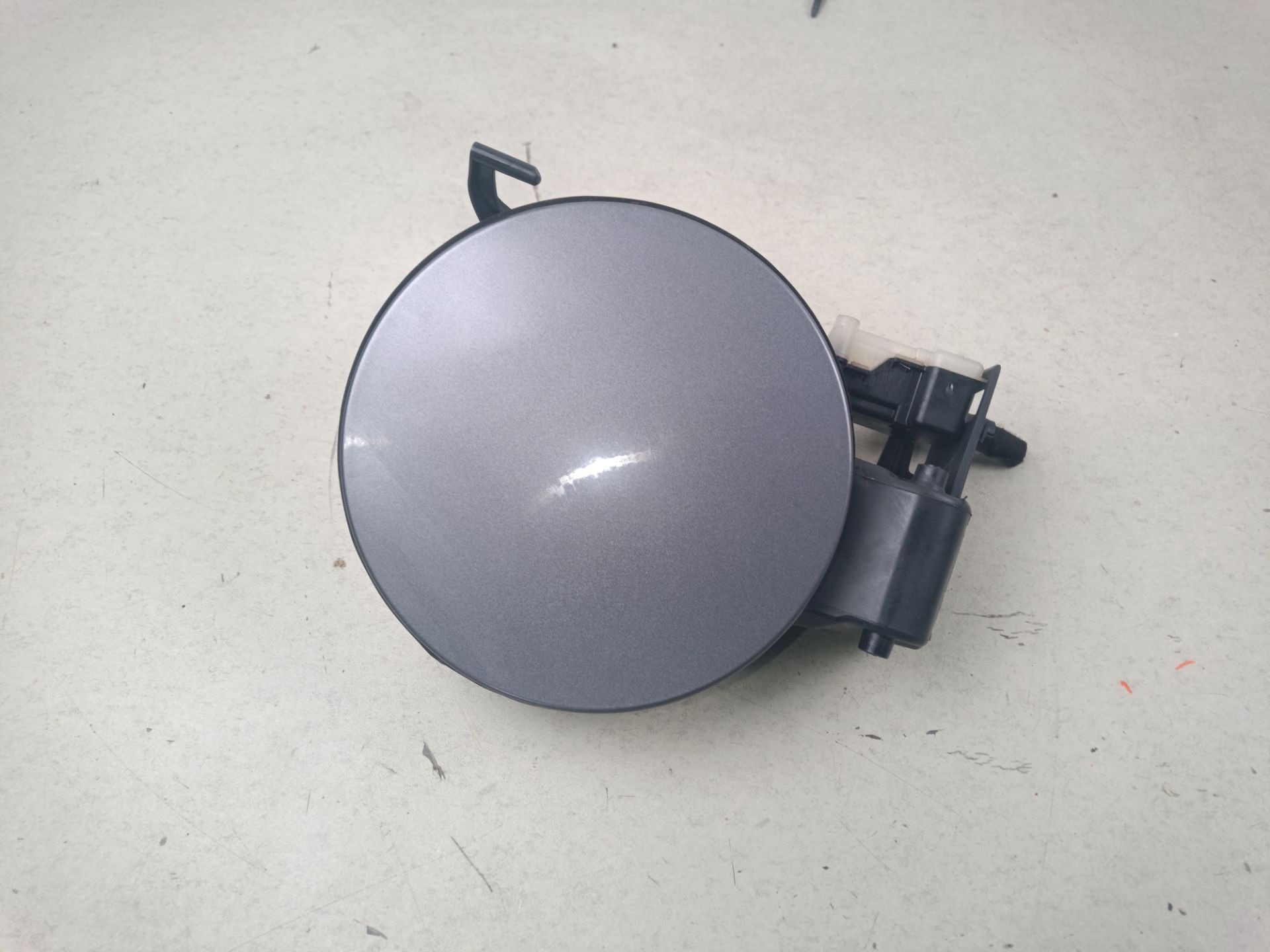 TAPA EXTERIOR COMBUSTIBLE