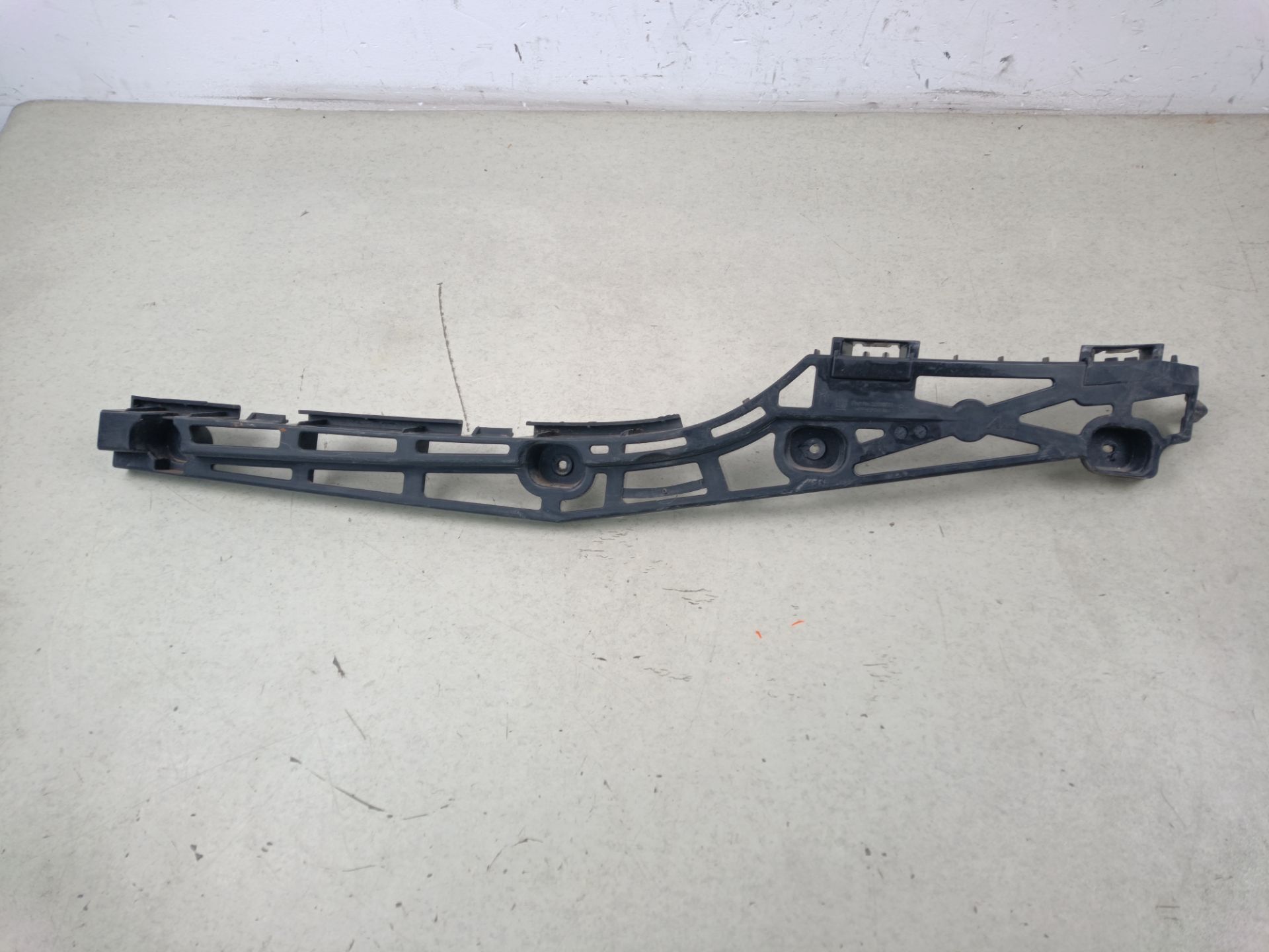 SOPORTE PARAGOLPES DELANTERO Opel Insignia Berlina