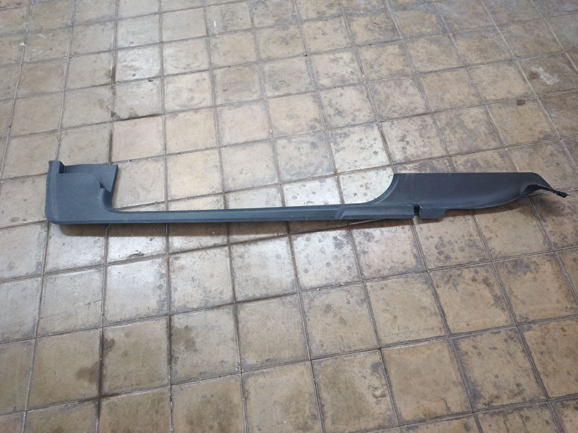 MOLDURA Seat Ibiza Berlina (6J5)