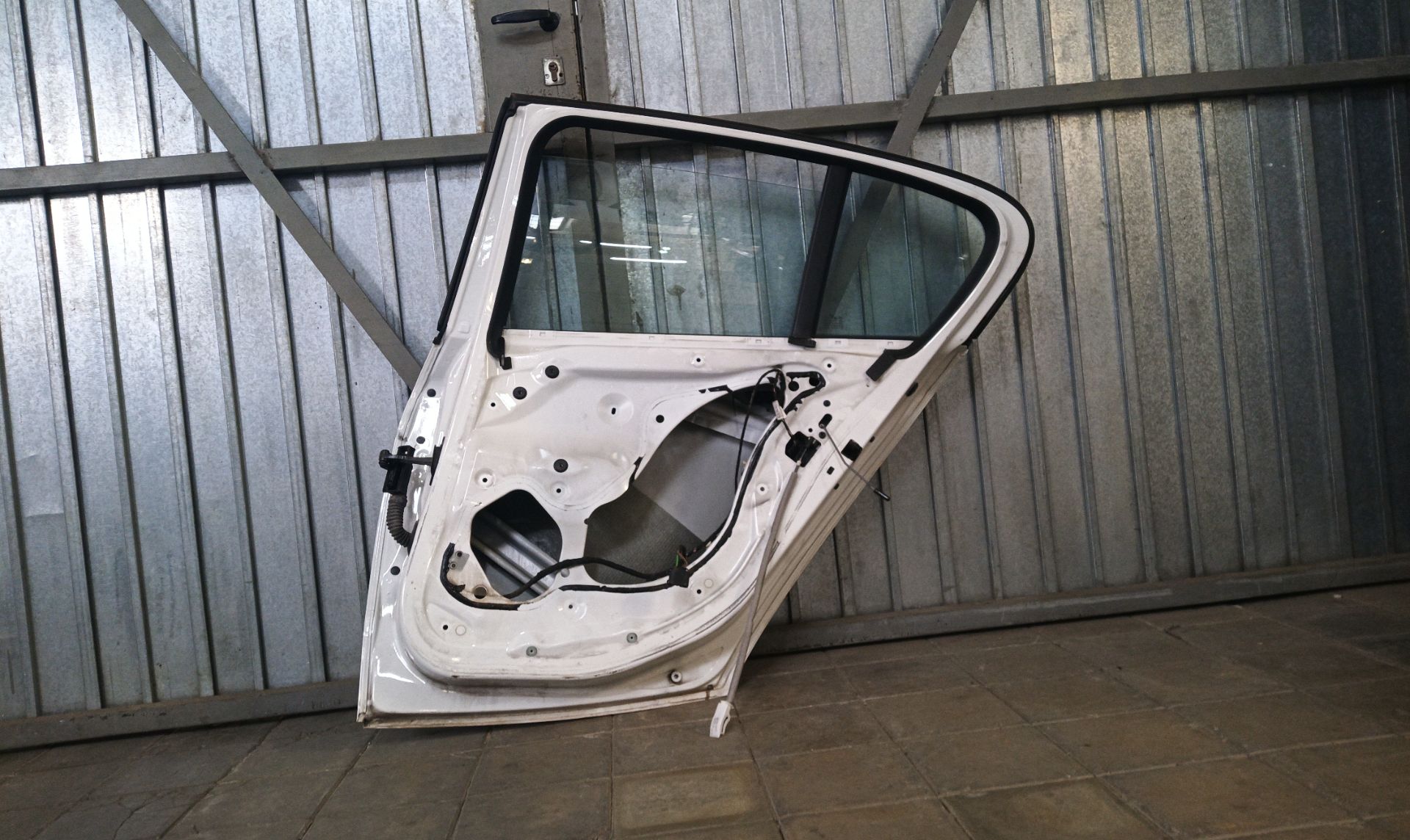 PUERTA TRASERA DERECHA BMW 1 Berlina 3p (F21)