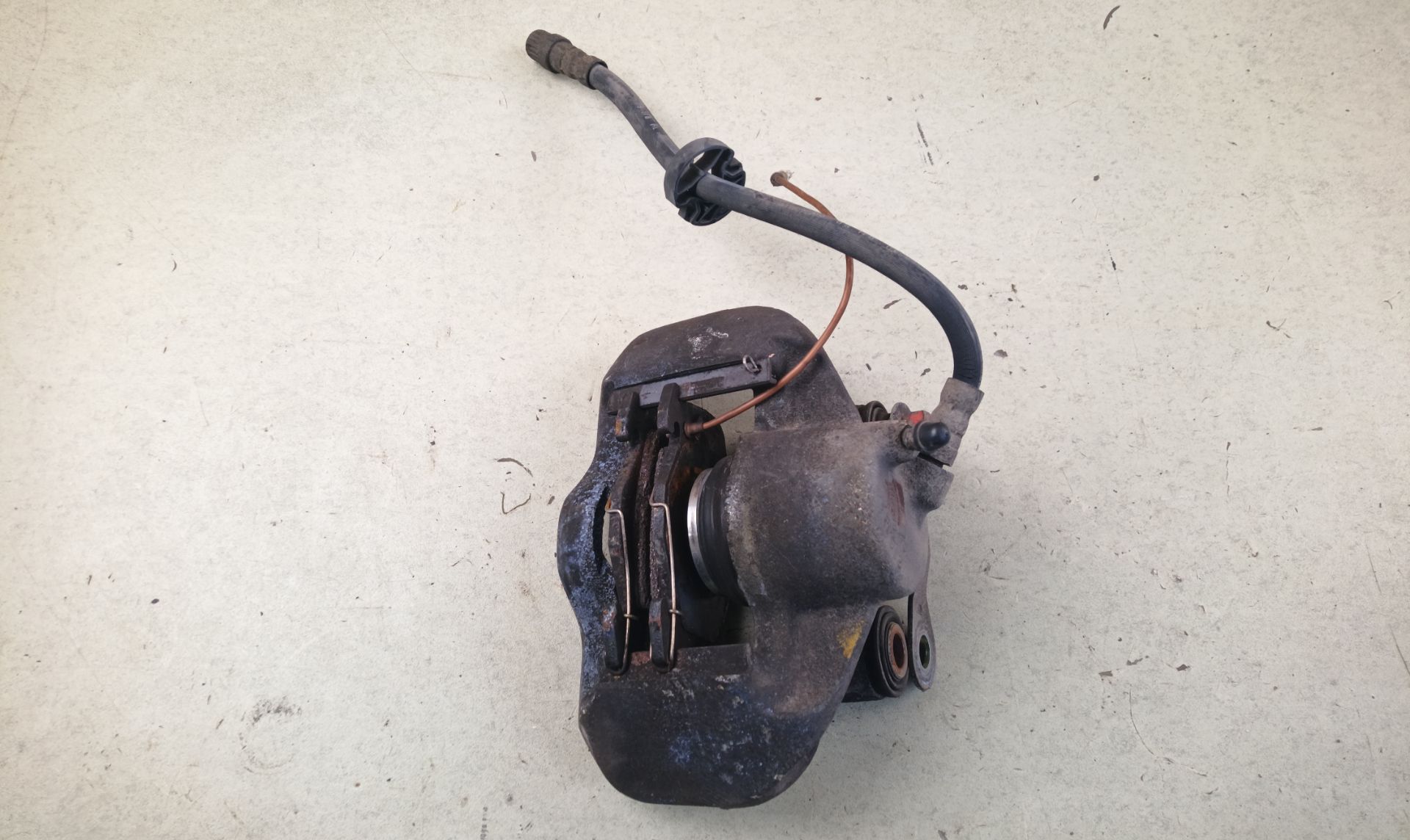 PINZA DE FRENO DELANTERA DERECHA Renault R 5 (B/C40)