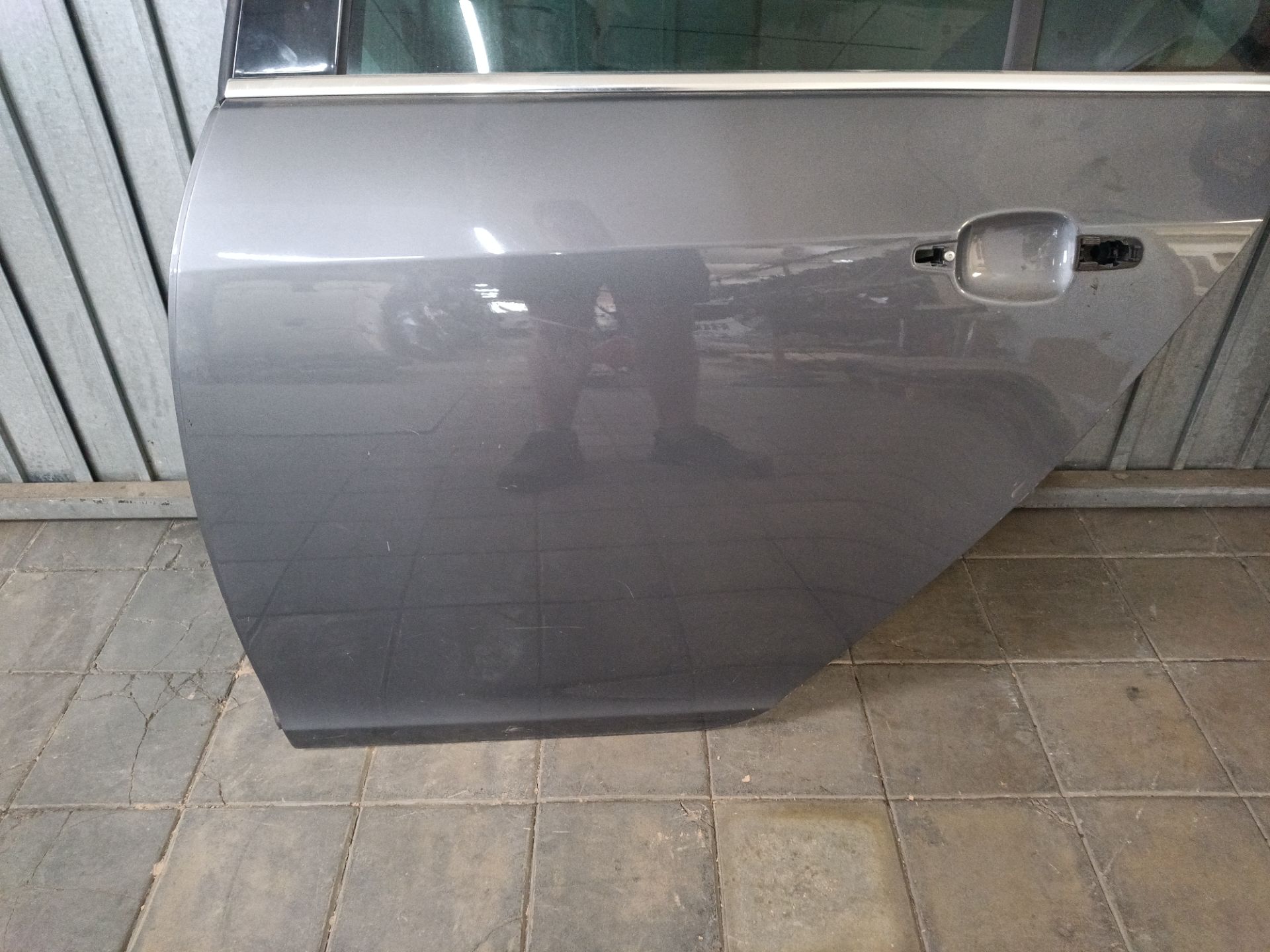 PUERTA TRASERA IZQUIERDA Opel Insignia Berlina