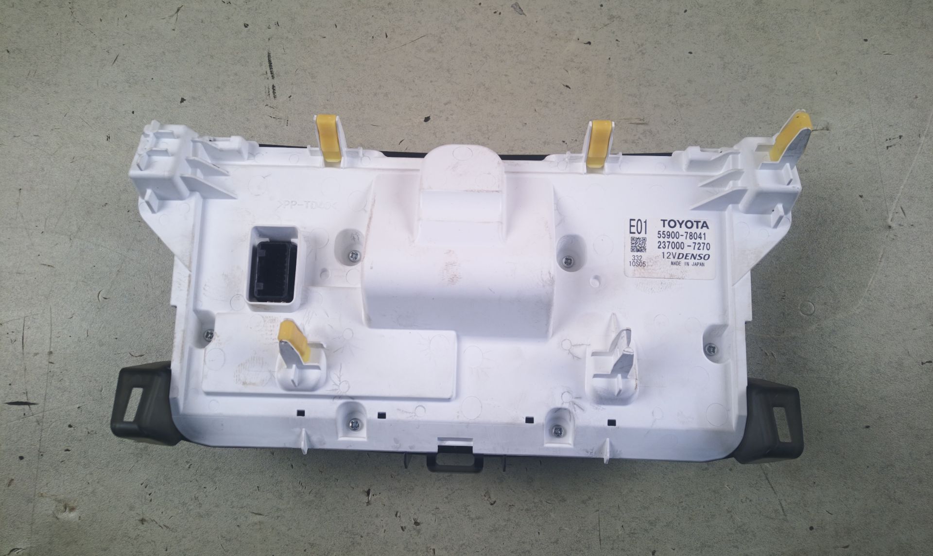 MANDO CLIMATIZADOR Lexus NX (AZ10)