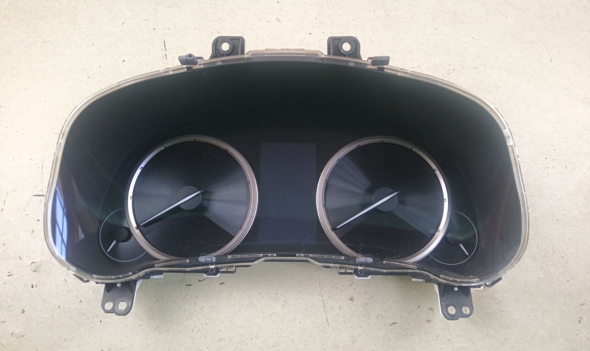 CUADRO INSTRUMENTOS Lexus NX (AZ10)