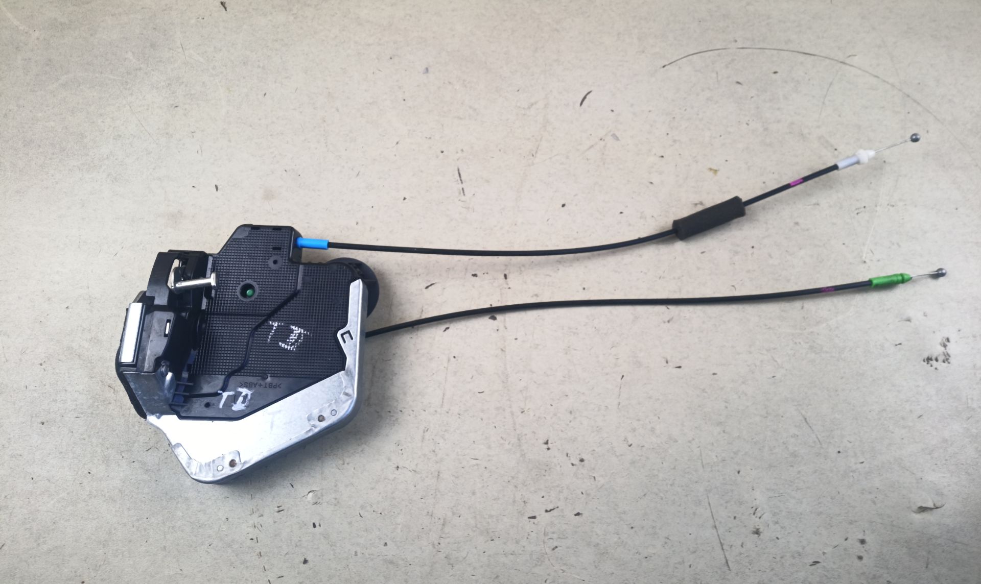 CERRADURA PUERTA TRASERA IZQUIERDA Lexus NX (AZ10)