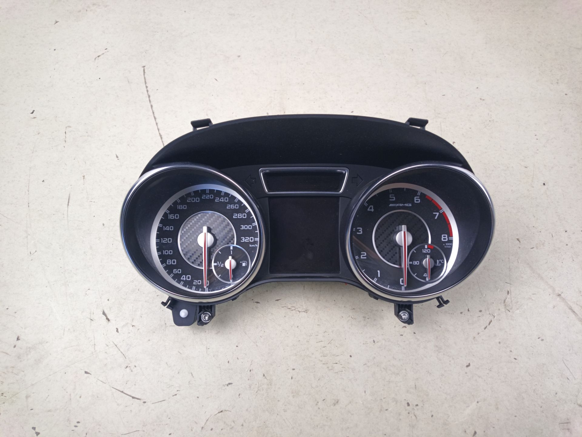 CUADRO INSTRUMENTOS Mercedes-Benz GLA (BM 156)