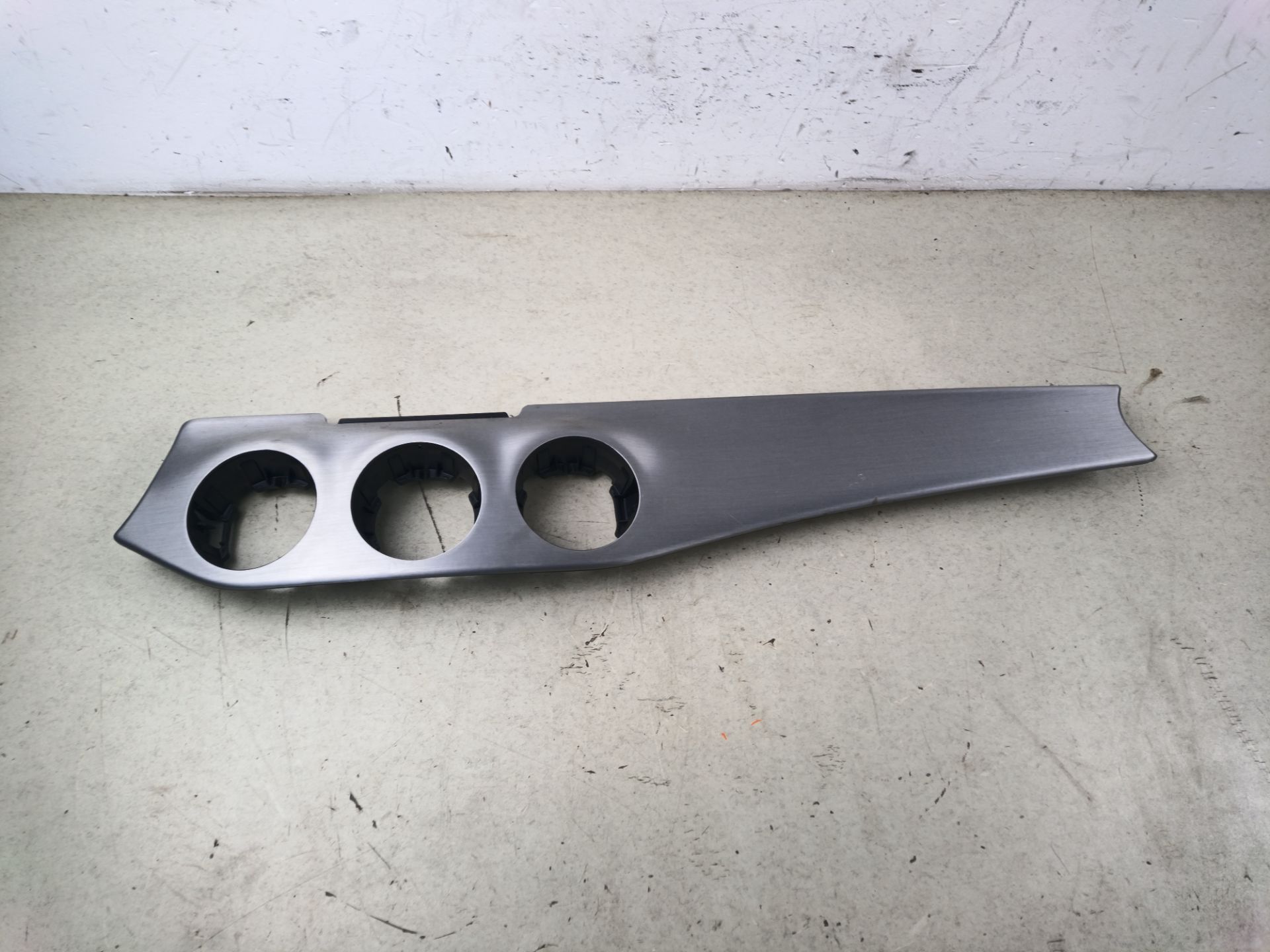 EMBELLECEDOR SALPICADERO Mercedes-Benz GLA (BM 156)