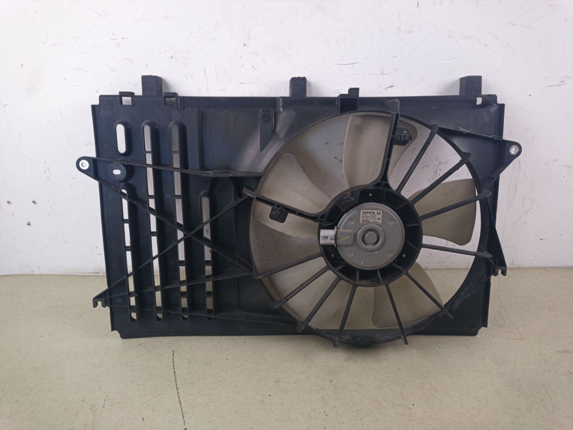 ELECTROVENTILADOR Toyota Corolla (E12)