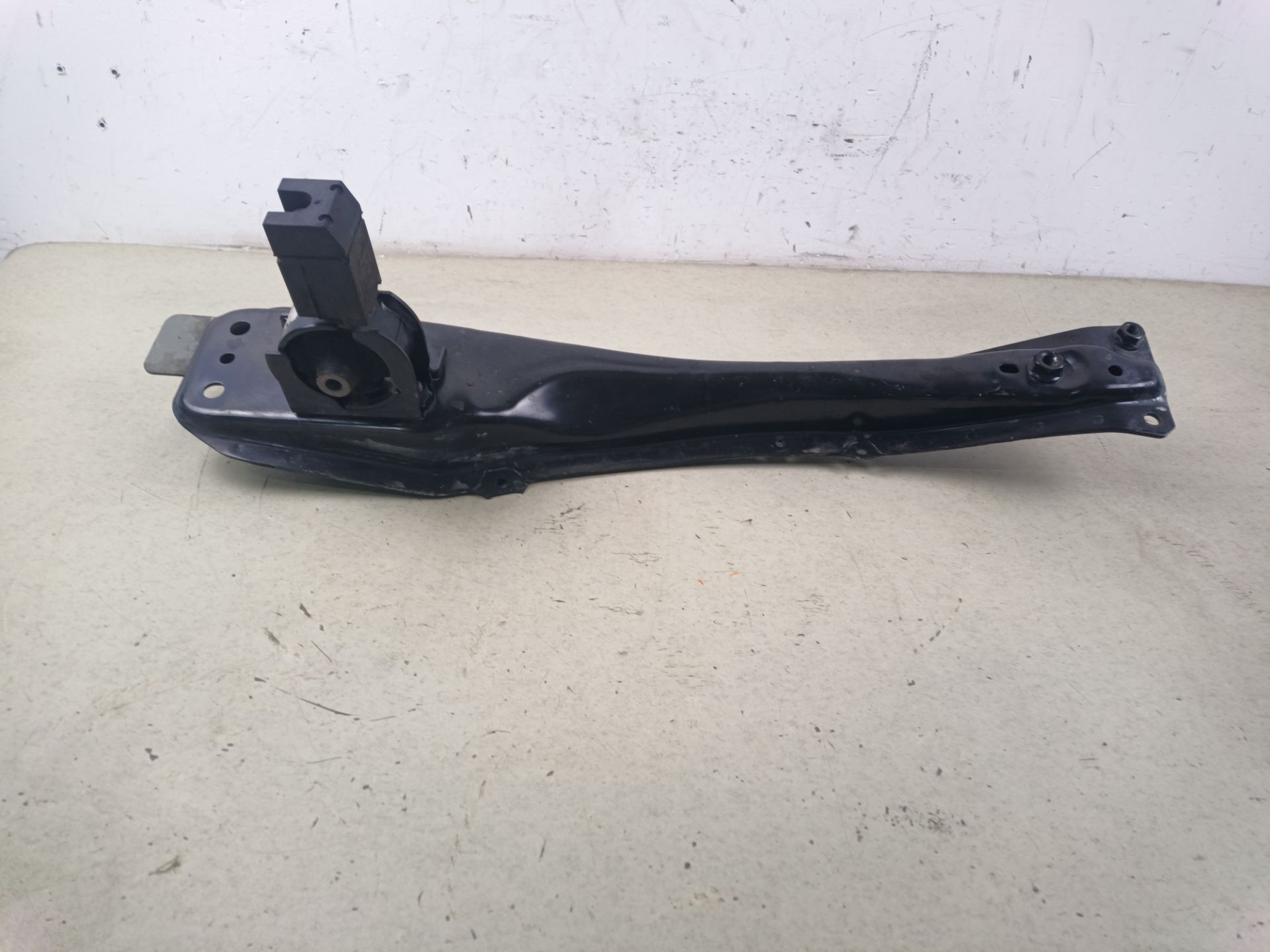 SOPORTE RADIADOR Toyota Corolla (E12)