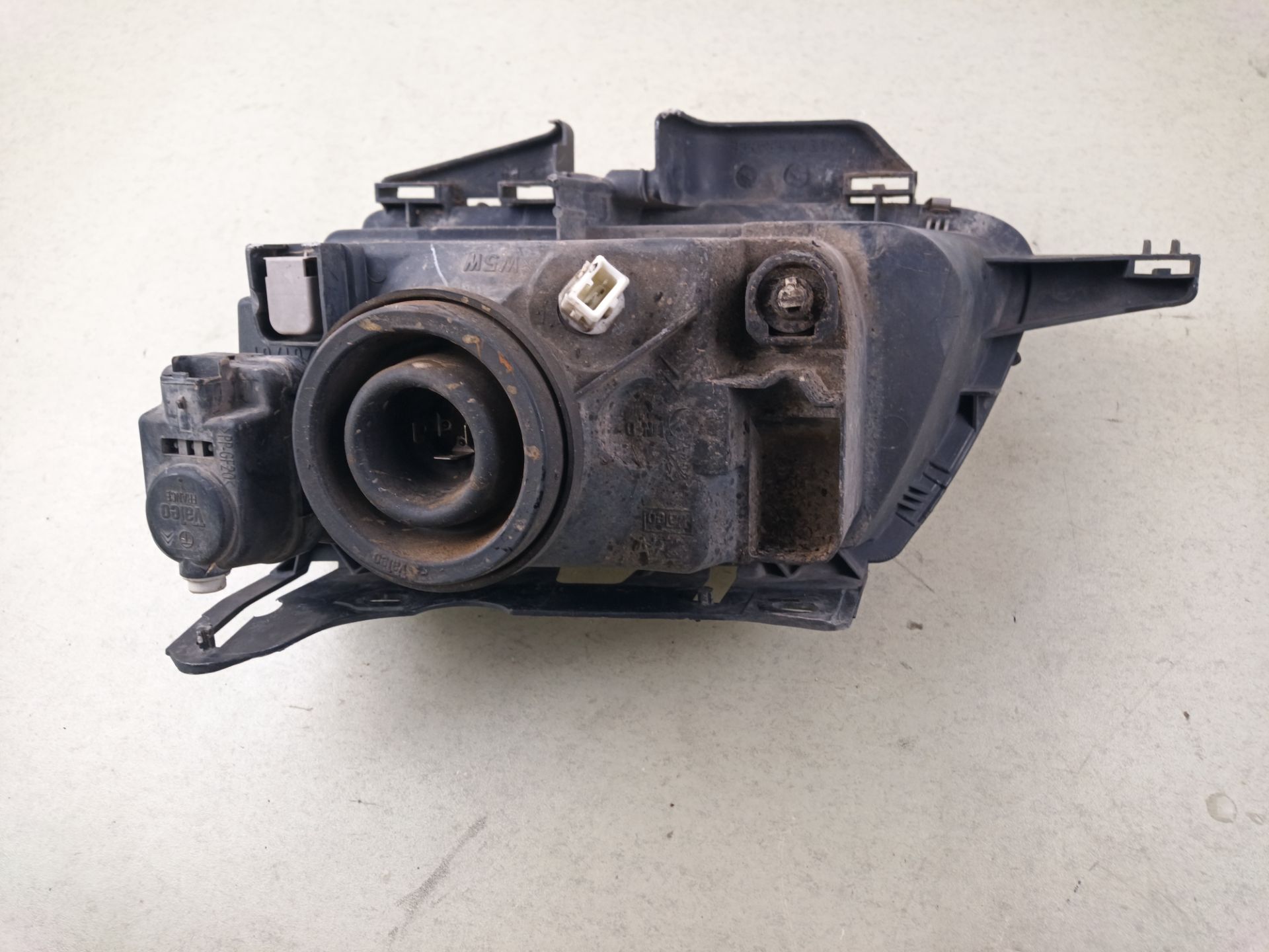 FARO DERECHO Citroen Saxo