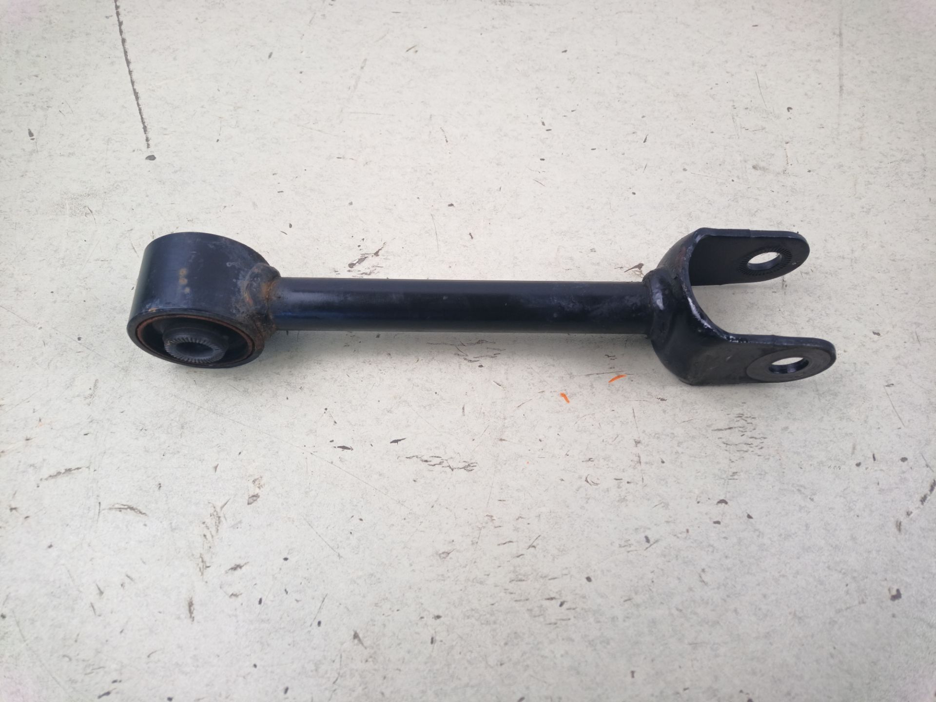 BRAZO SUSPENSION TRASERO IZQUIERDO Lexus IS (DS2/IS2)