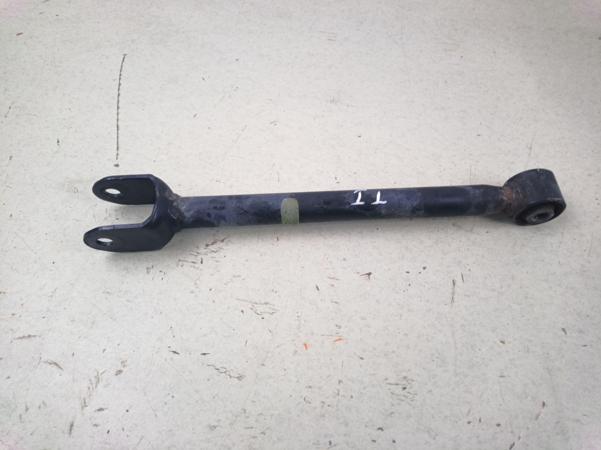 BRAZO SUSPENSION INFERIOR TRASERO IZQUIERDO Lexus IS (DS2/IS2)