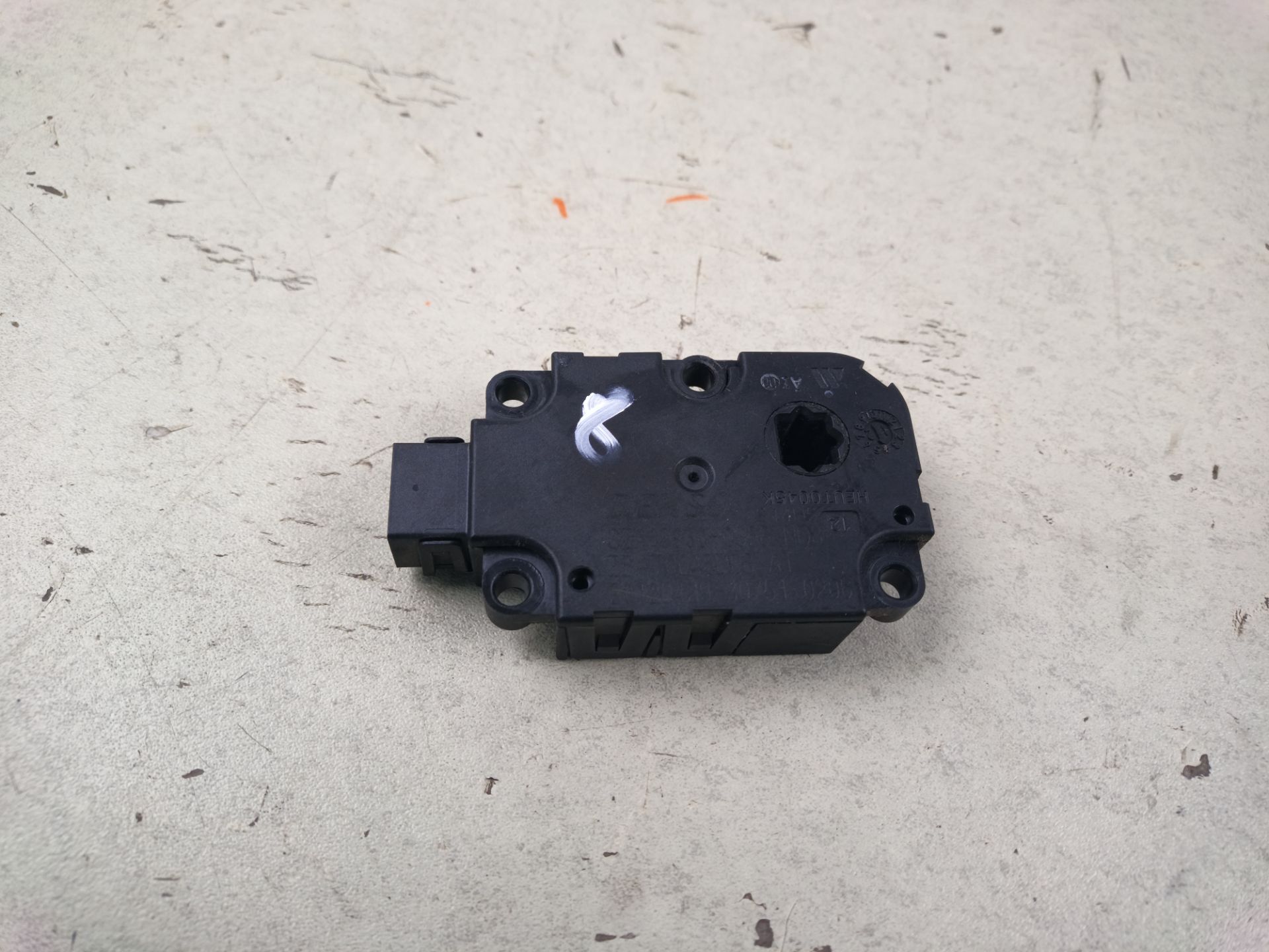 MOTOR APERTURA TRAMPILLA Audi A6 Avant (4G5)