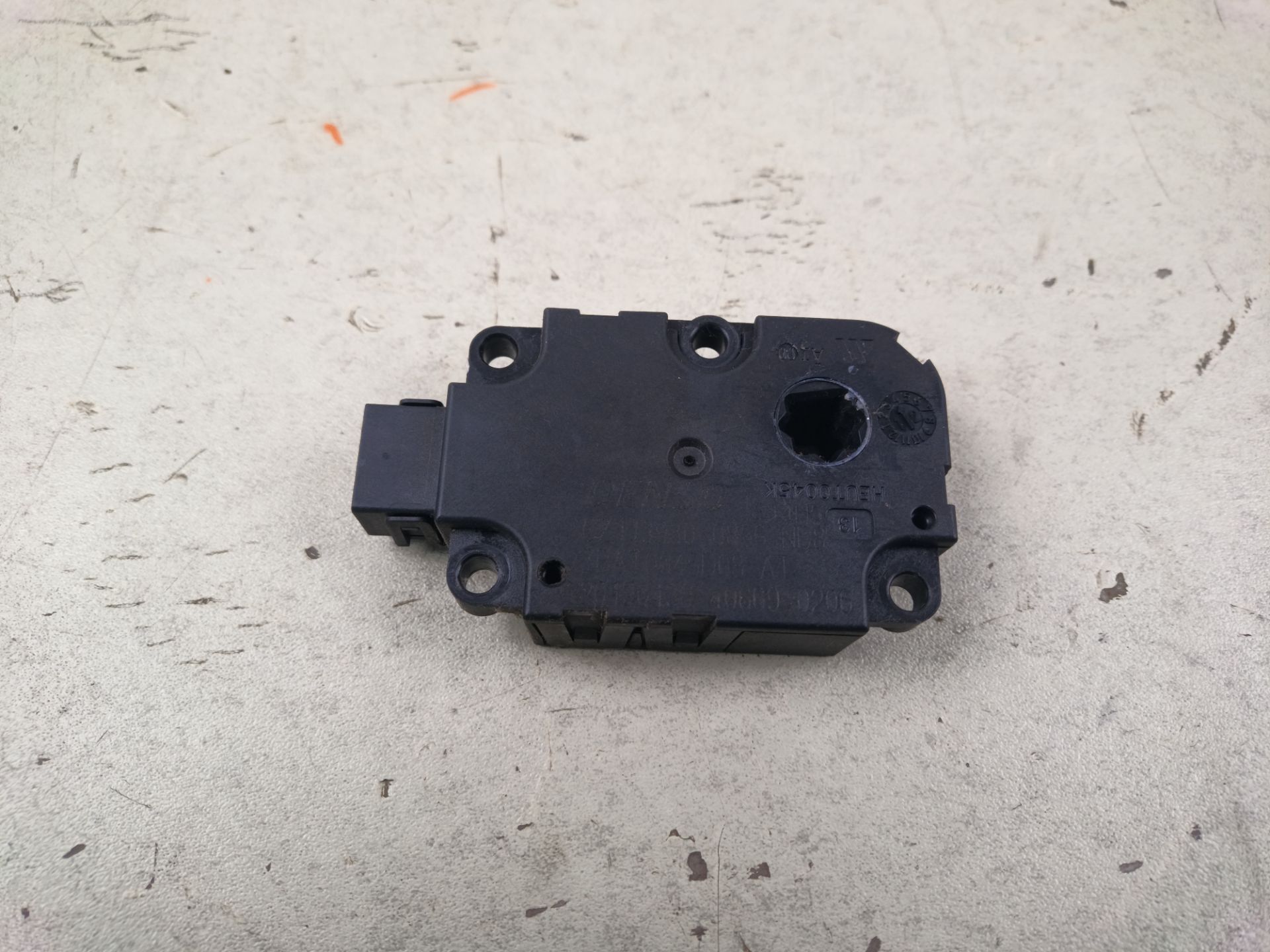 MOTOR APERTURA TRAMPILLA Audi A6 Avant (4G5)