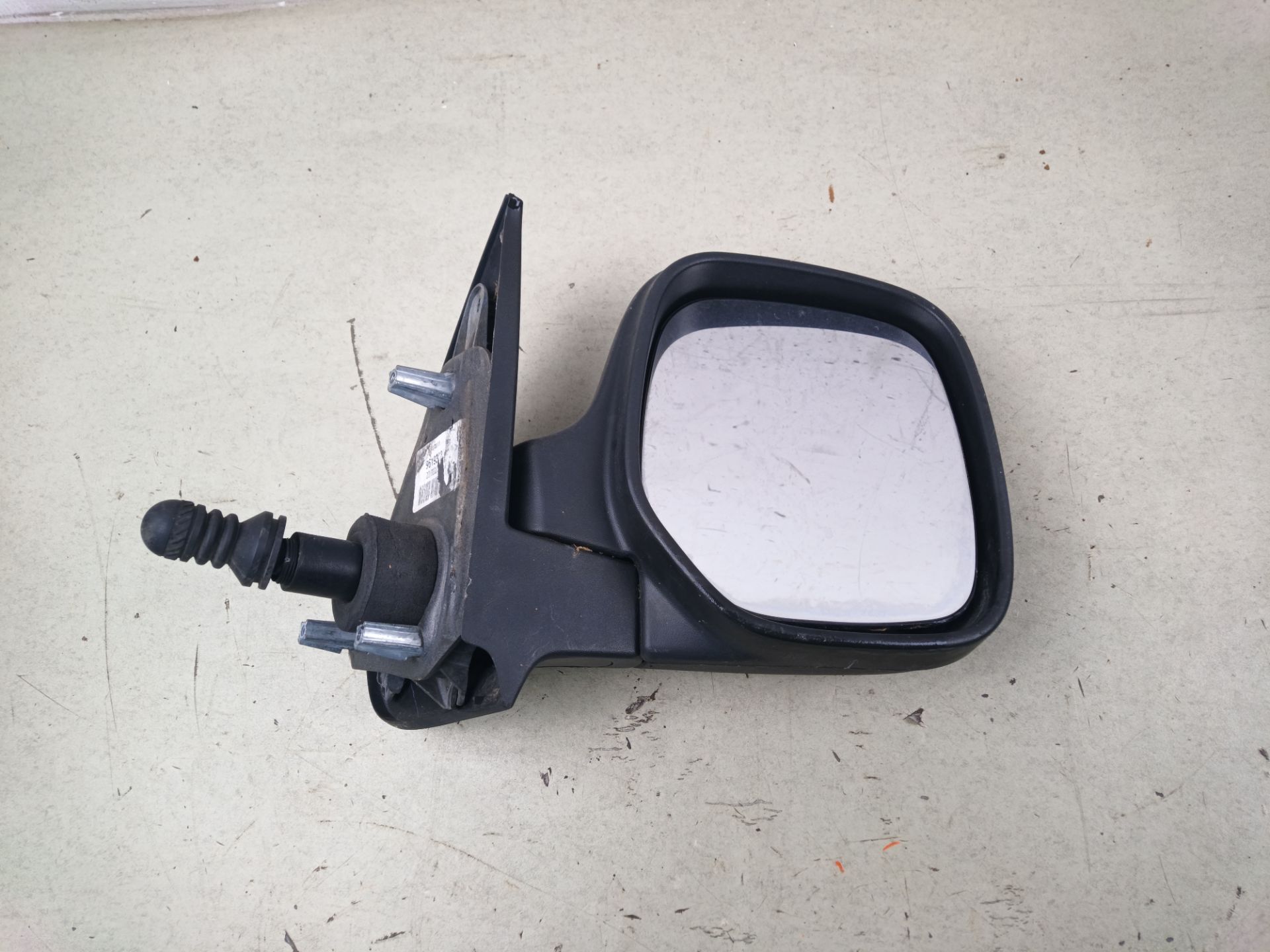 RETROVISOR DERECHO