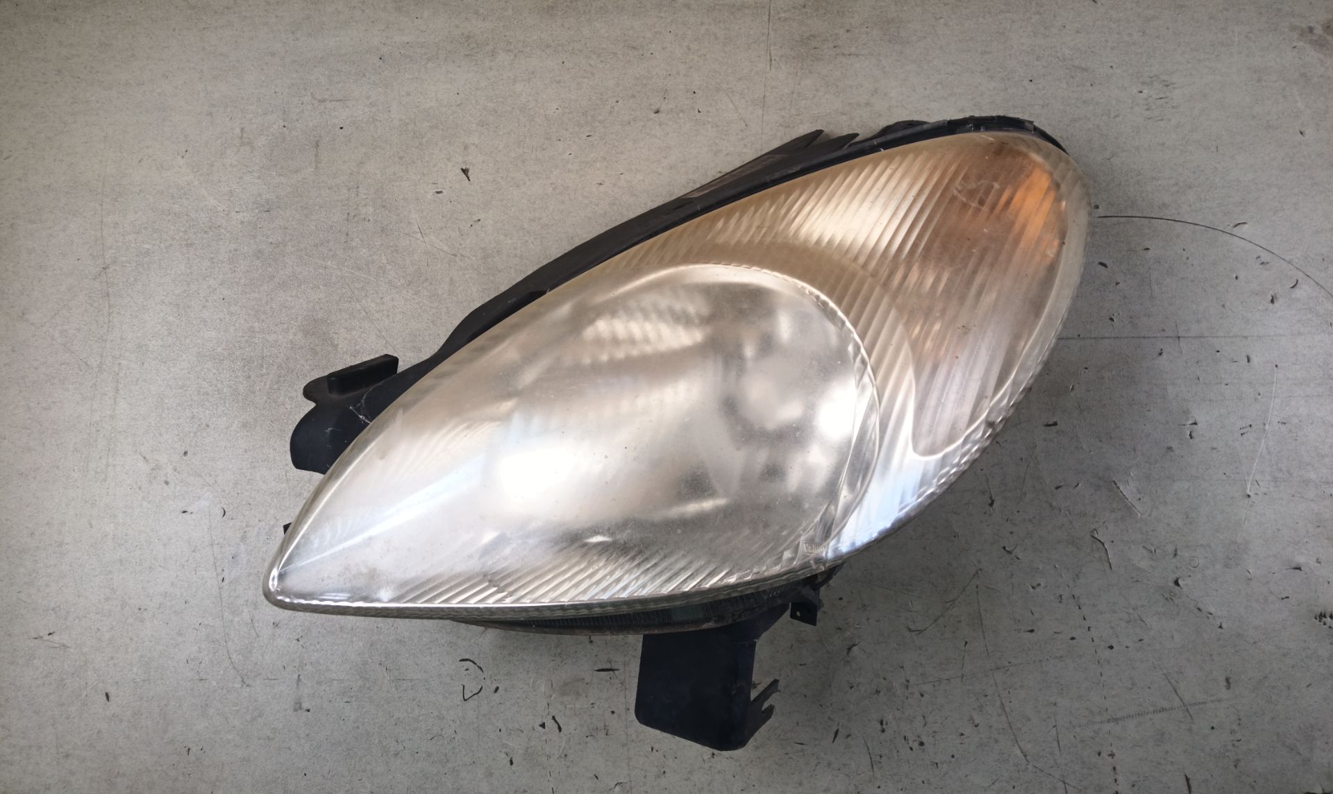 FARO IZQUIERDO Citroen Xsara Picasso
