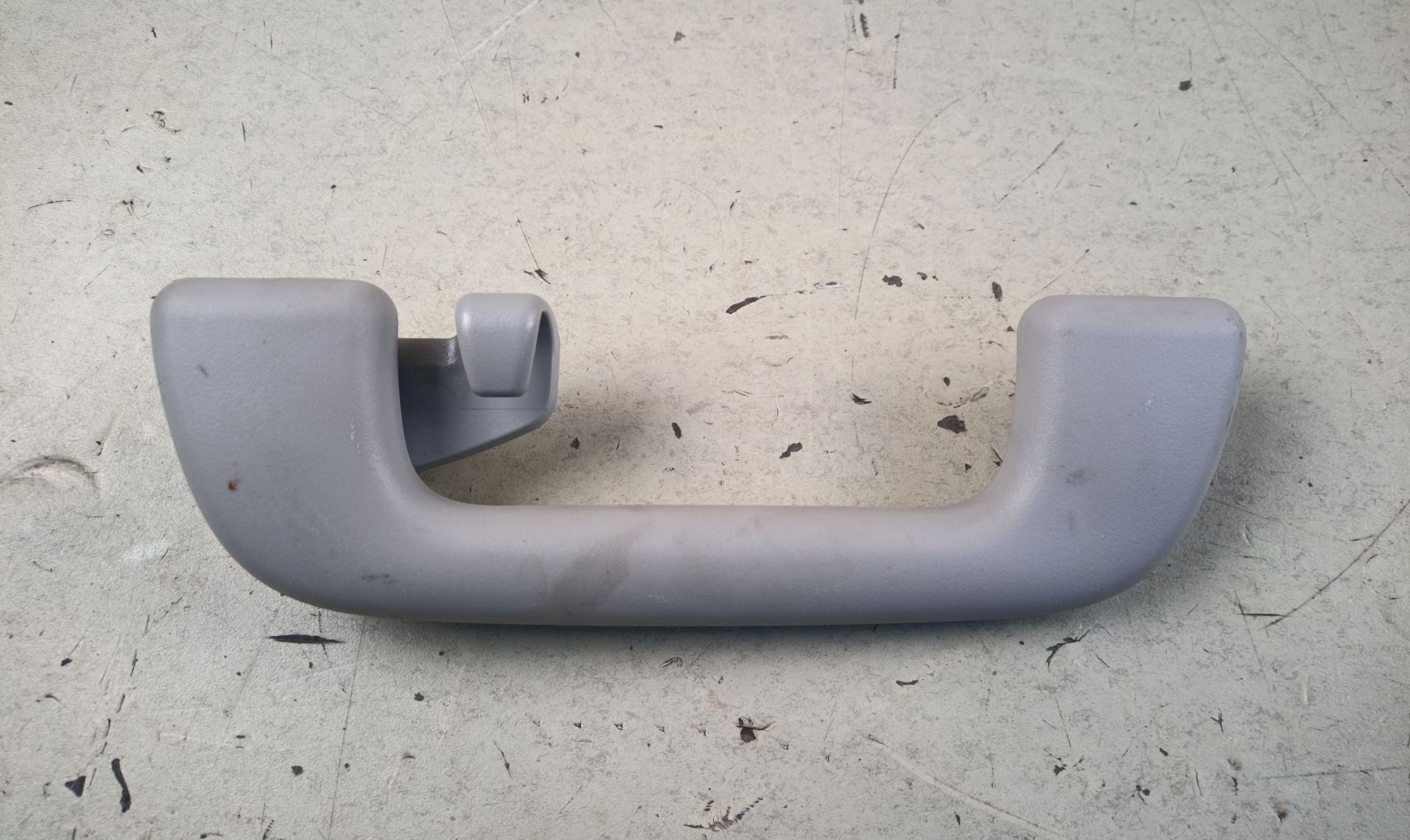 ASIDERO TECHO TRASERO IZQUIERDO Toyota Yaris (XP13)