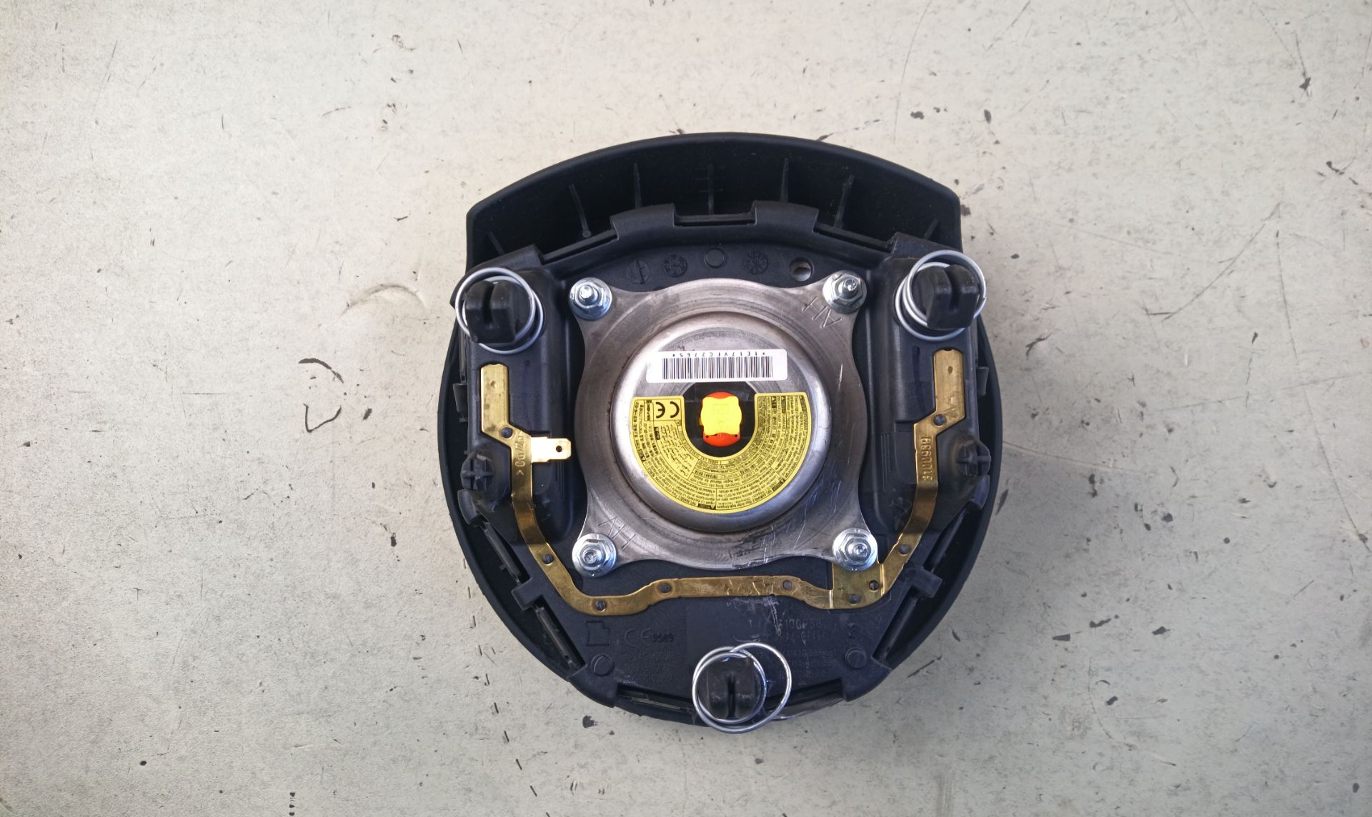 AIRBAG DELANTERO IZQUIERDO Toyota Yaris (XP13)
