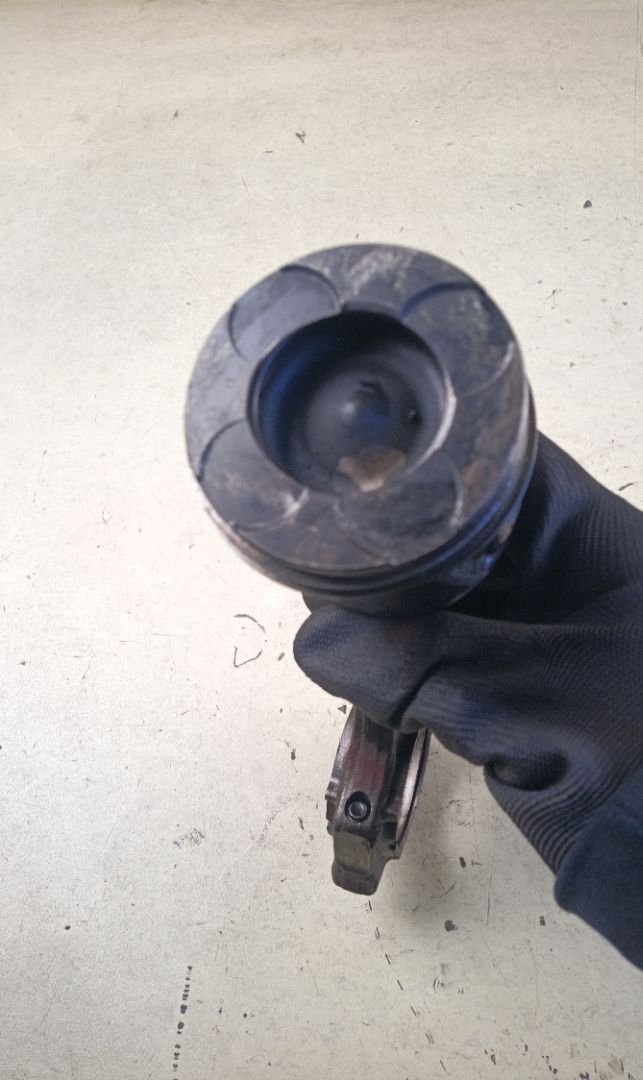 PISTON
