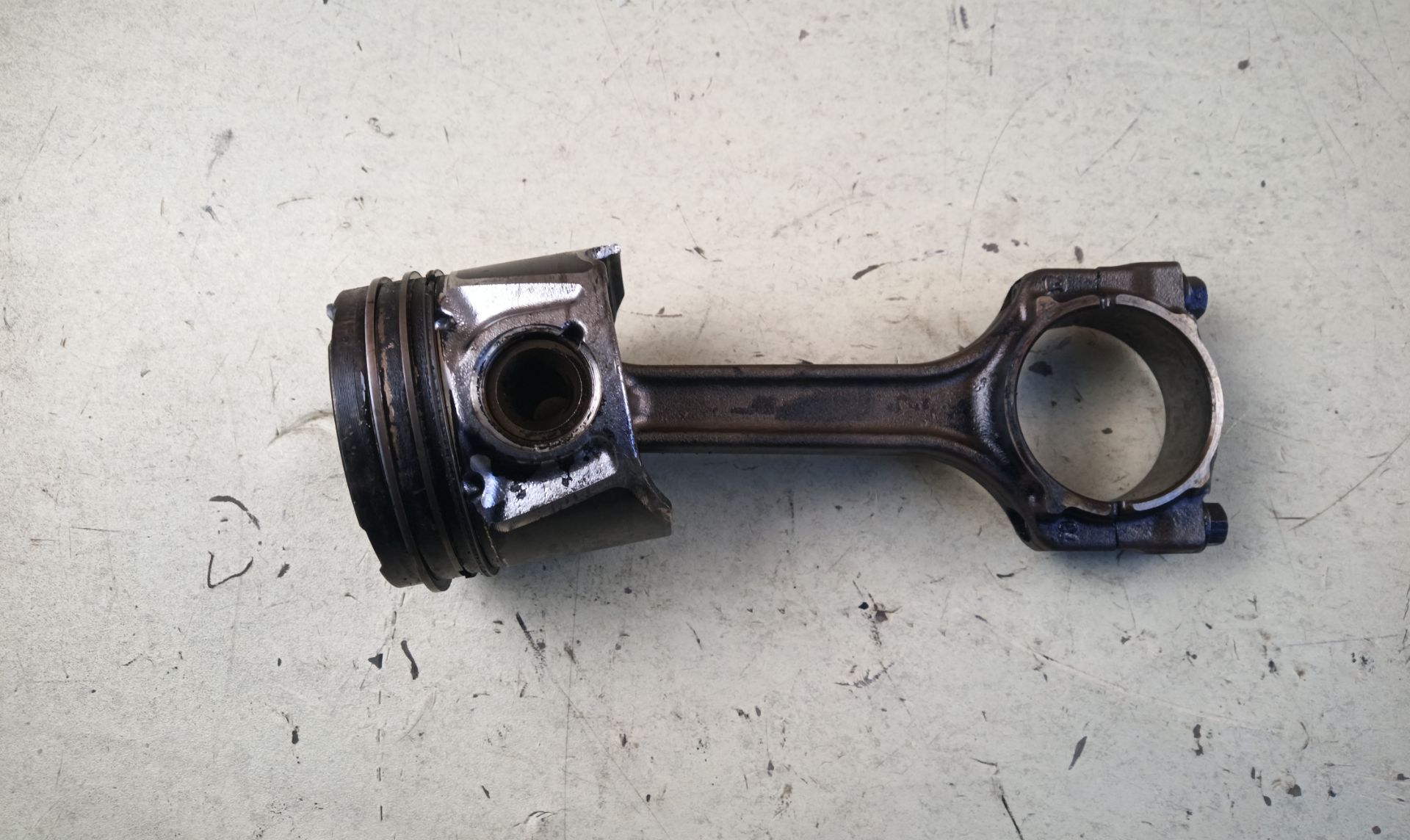 PISTON