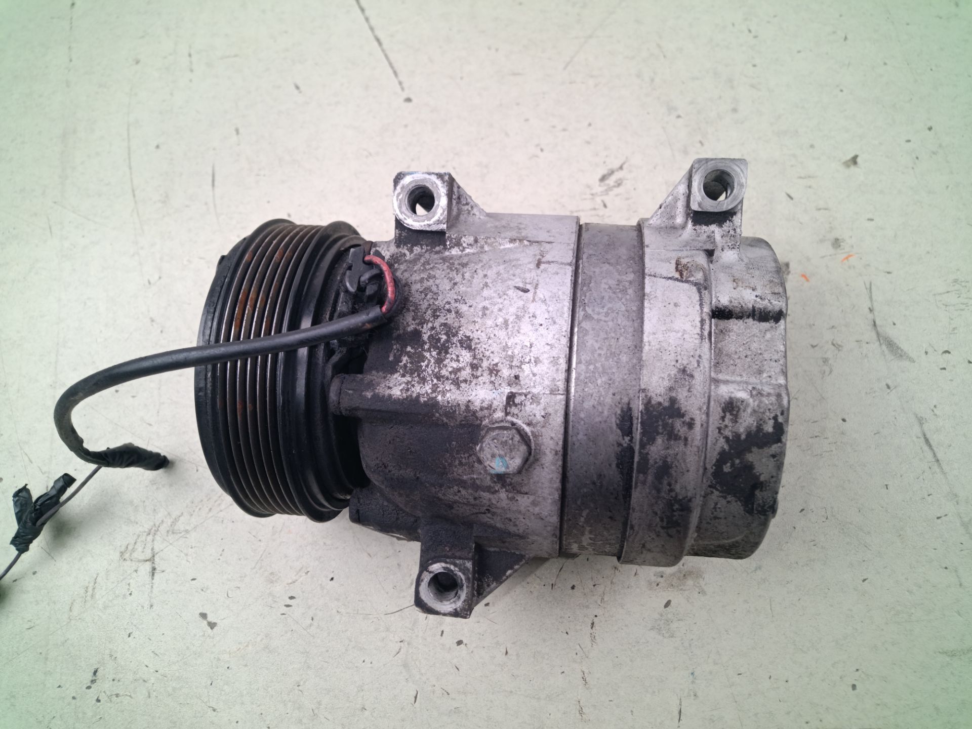COMPRESOR AIRE ACONDICIONADO