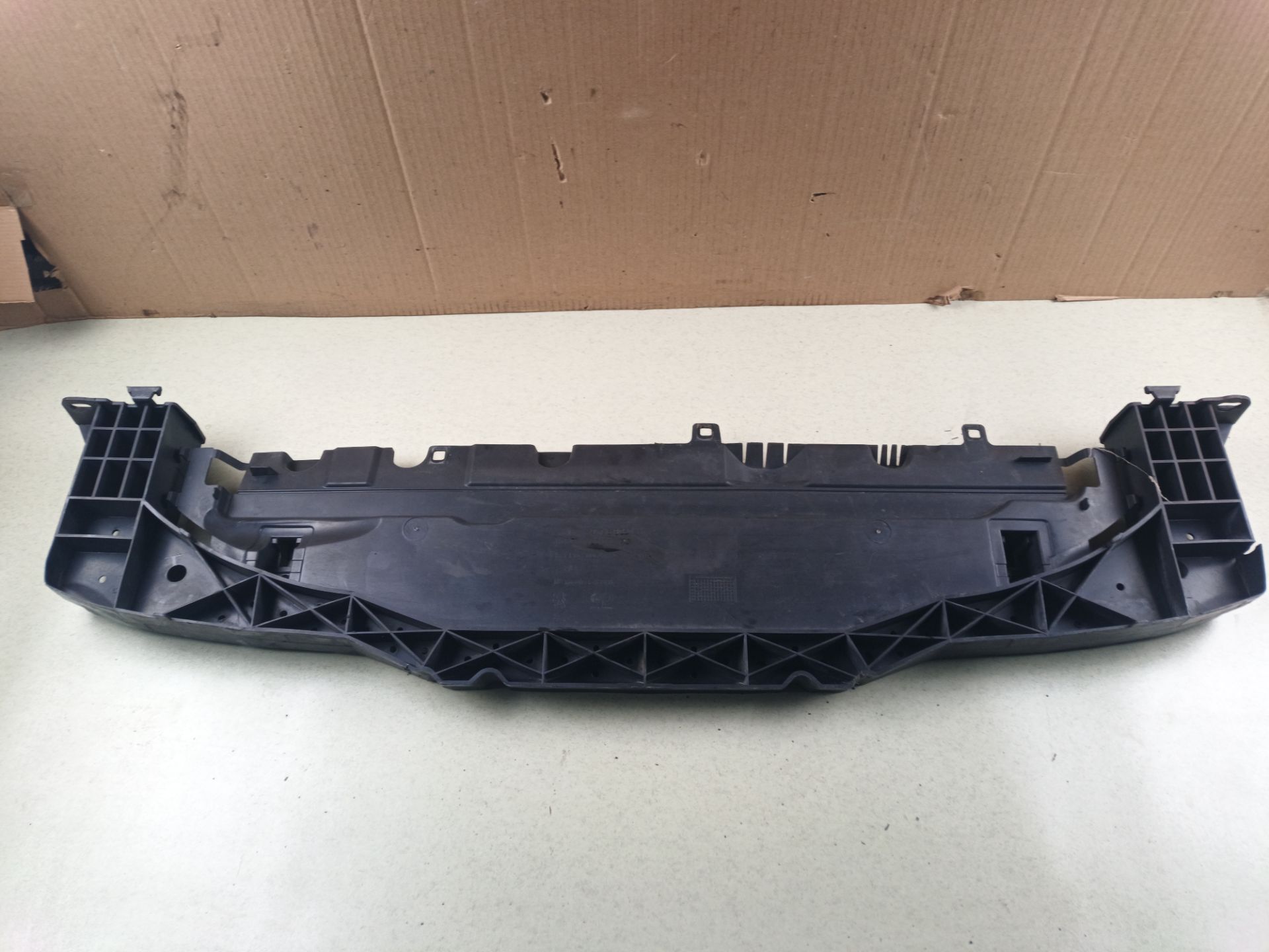 REFUERZO PARAGOLPES DELANTERO Peugeot 207