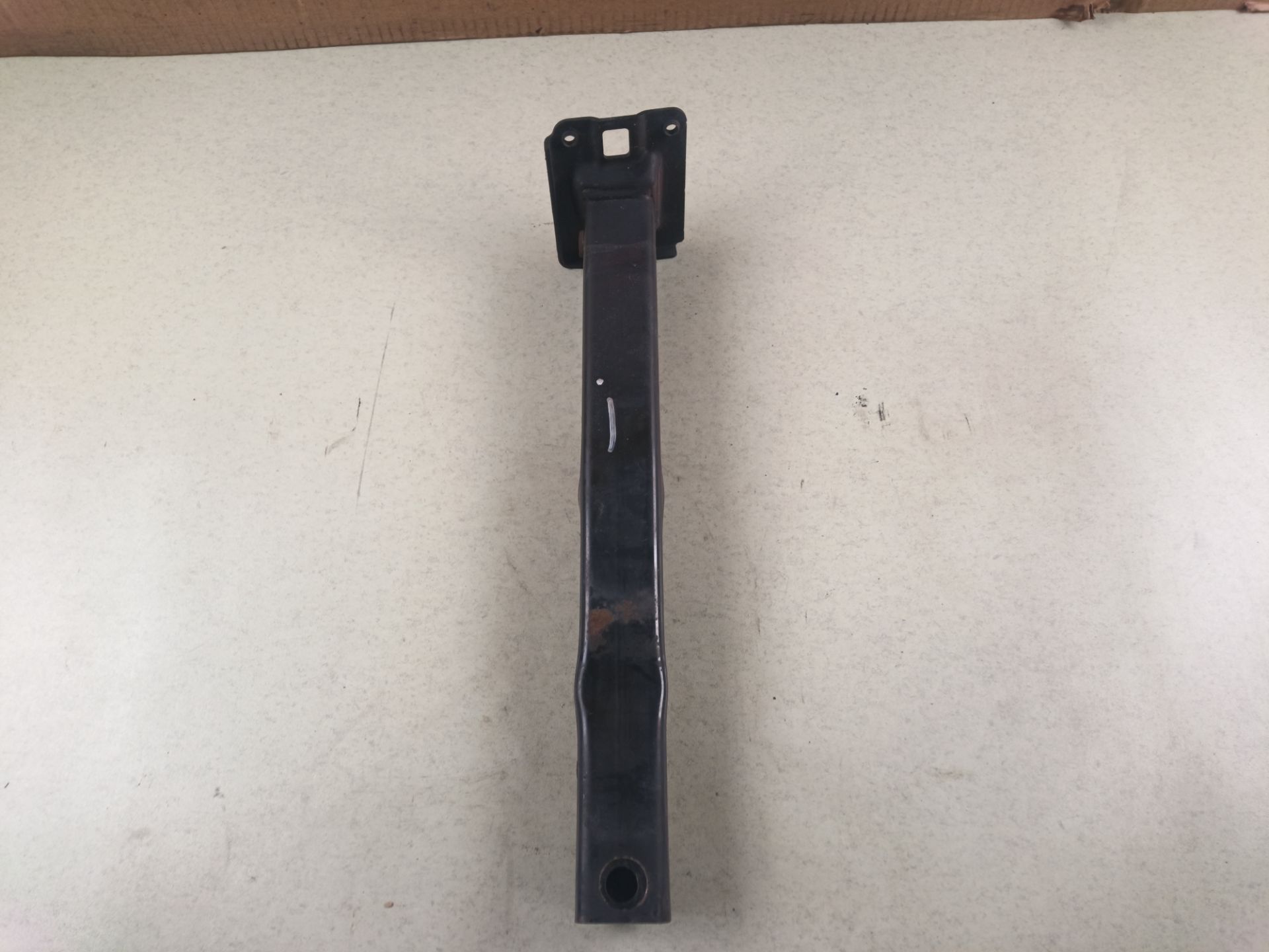 REFUERZO PARAGOLPES DELANTERO Peugeot 207