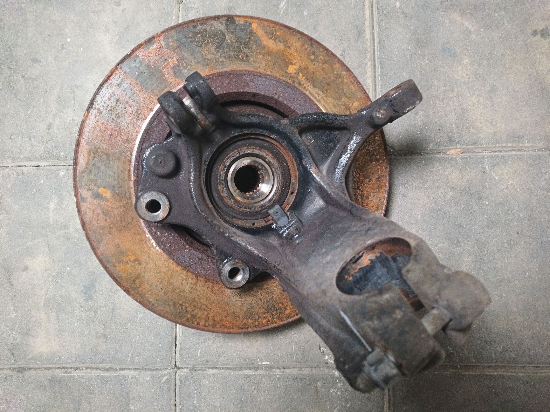 MANGUETA DELANTERA IZQUIERDA Peugeot 207
