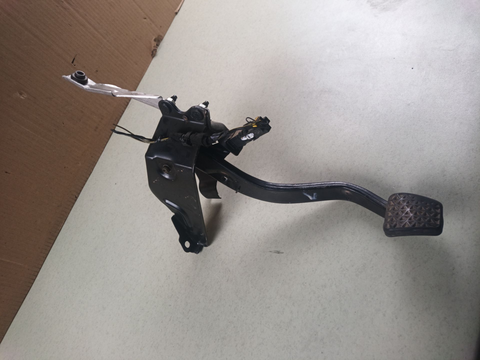PEDAL FRENO Opel Combo (Corsa C)