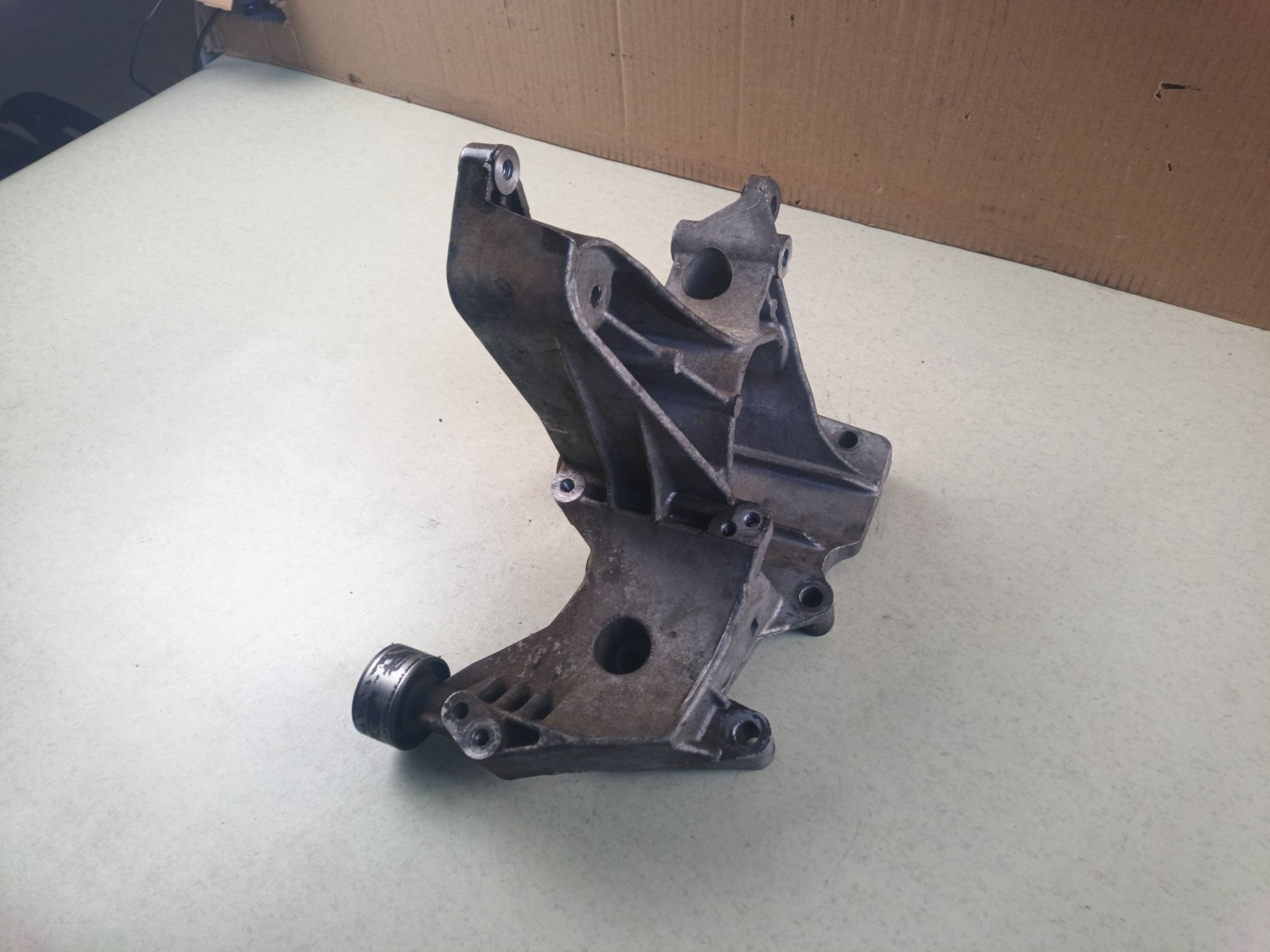 SOPORTE ALTERNADOR Renault Scenic I (JA...)