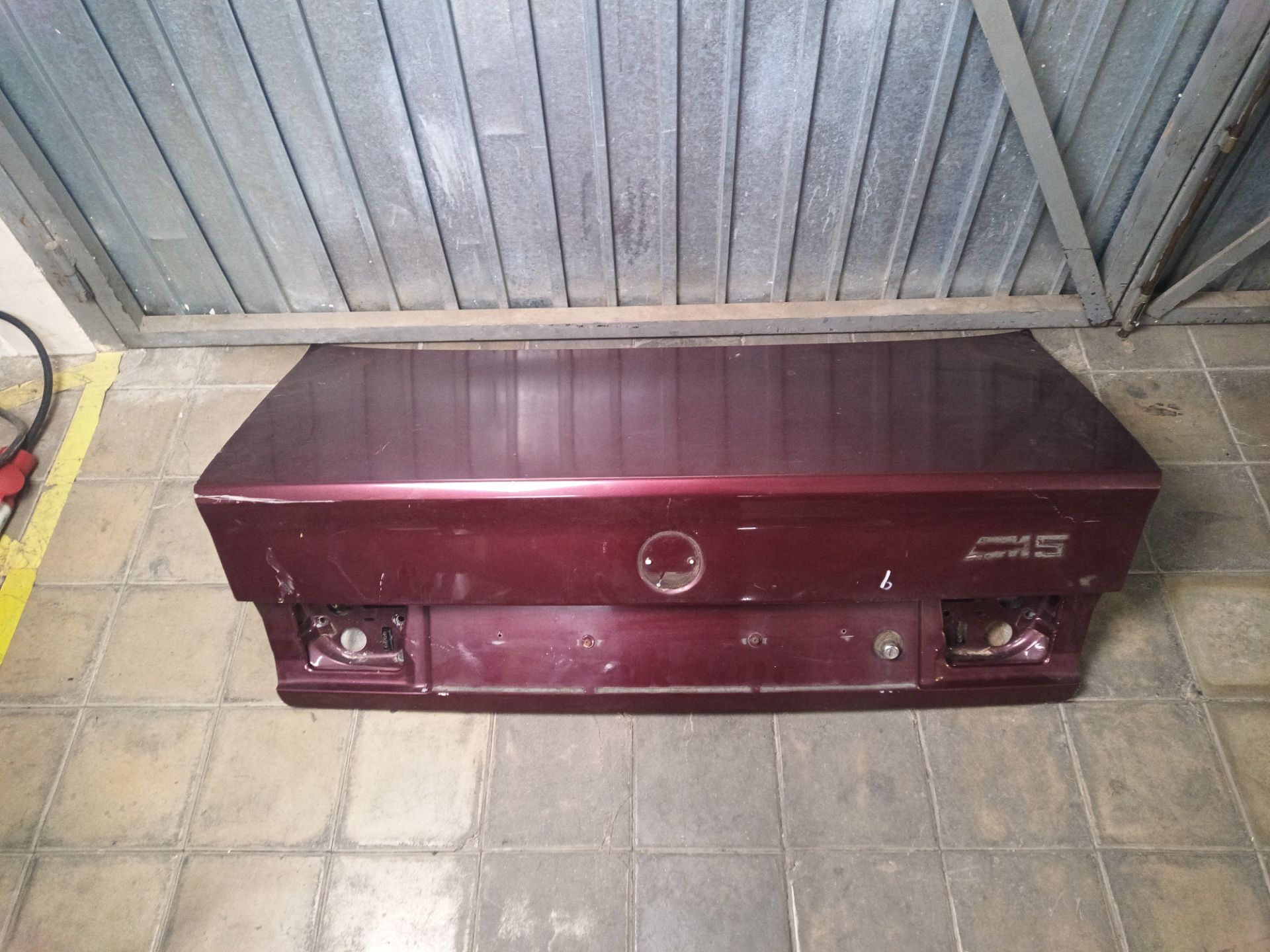 PORTON TRASERO