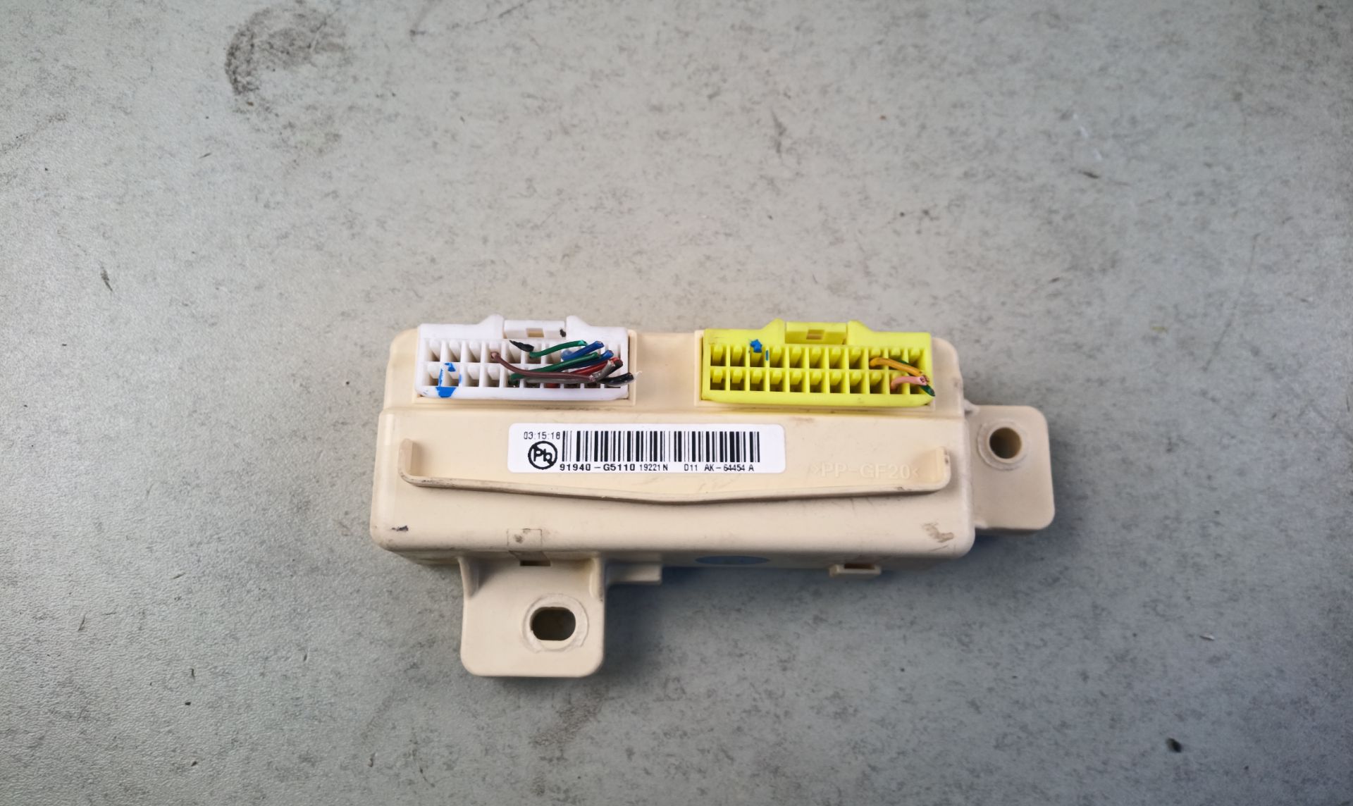 CAJA RELES / FUSIBLES Kia Niro (DE)