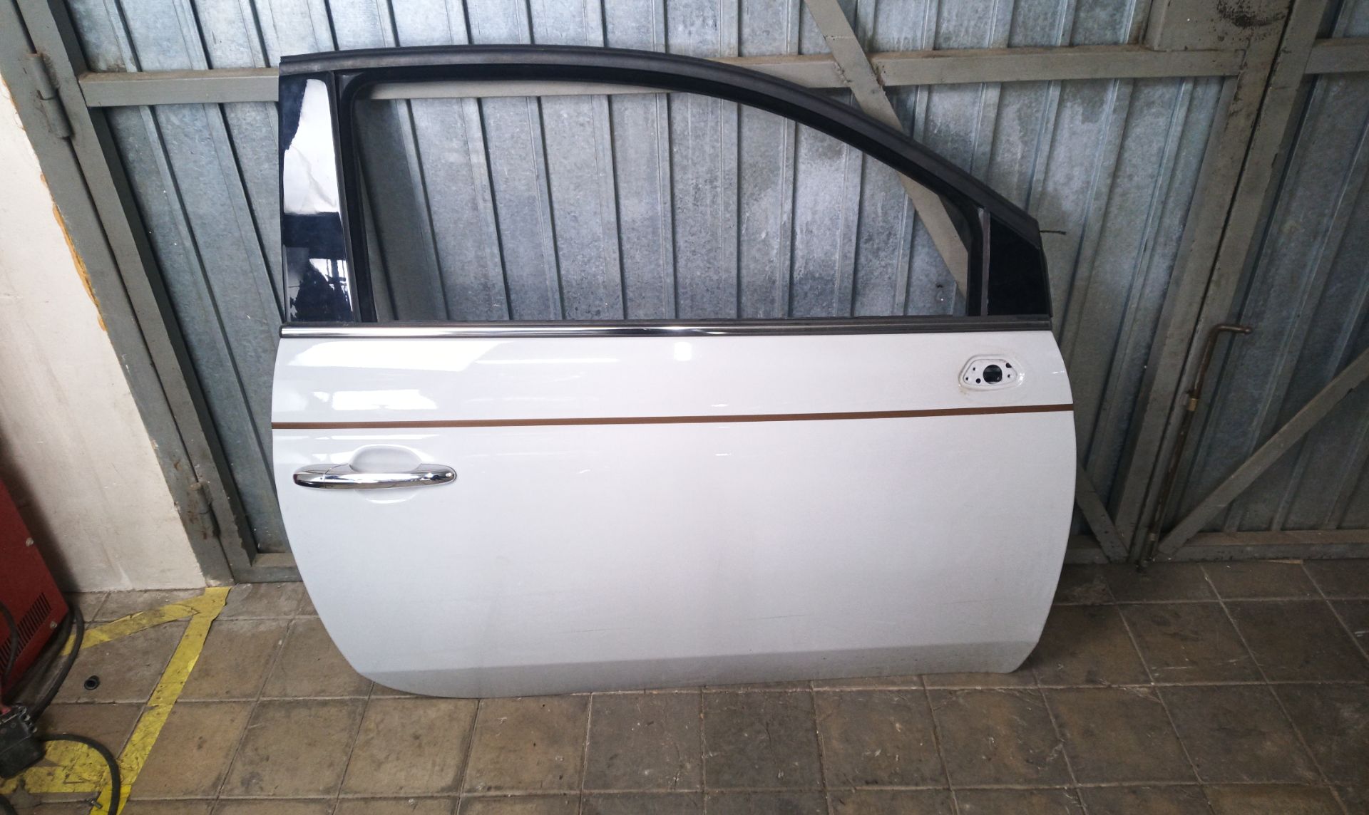 PUERTA DELANTERA DERECHA Fiat 500 (150) Cabrio