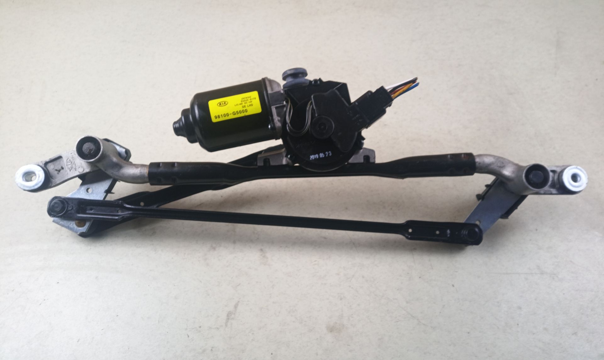 MOTOR LIMPIA DELANTERO