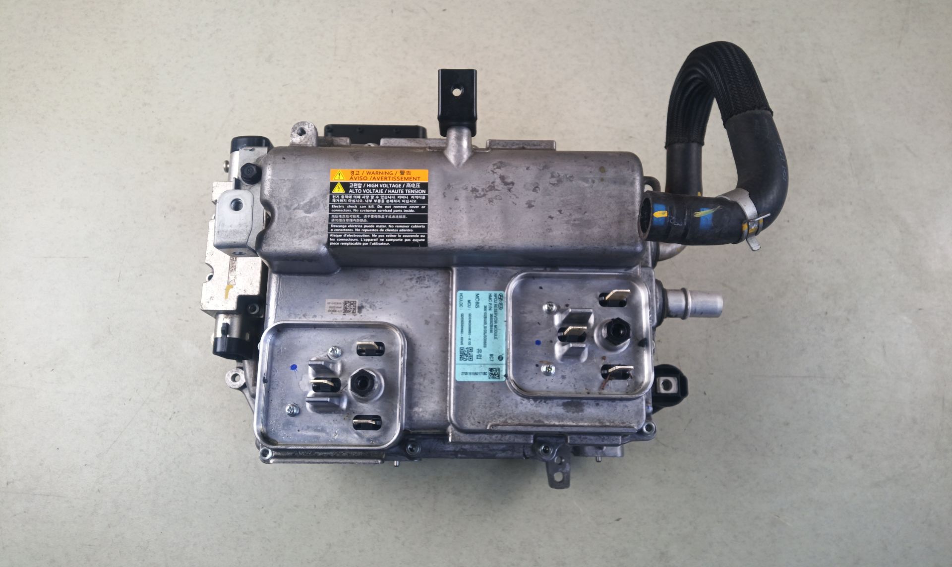 INVERTER / CONVERTER
