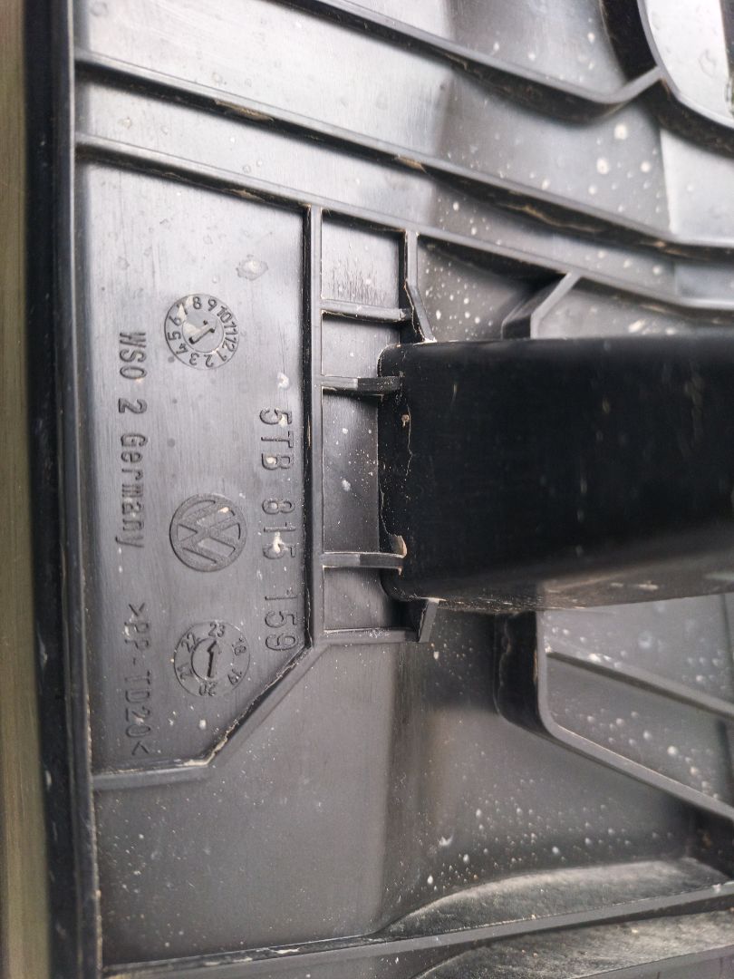 PANEL FRONTAL Volkswagen T-Roc (D11)