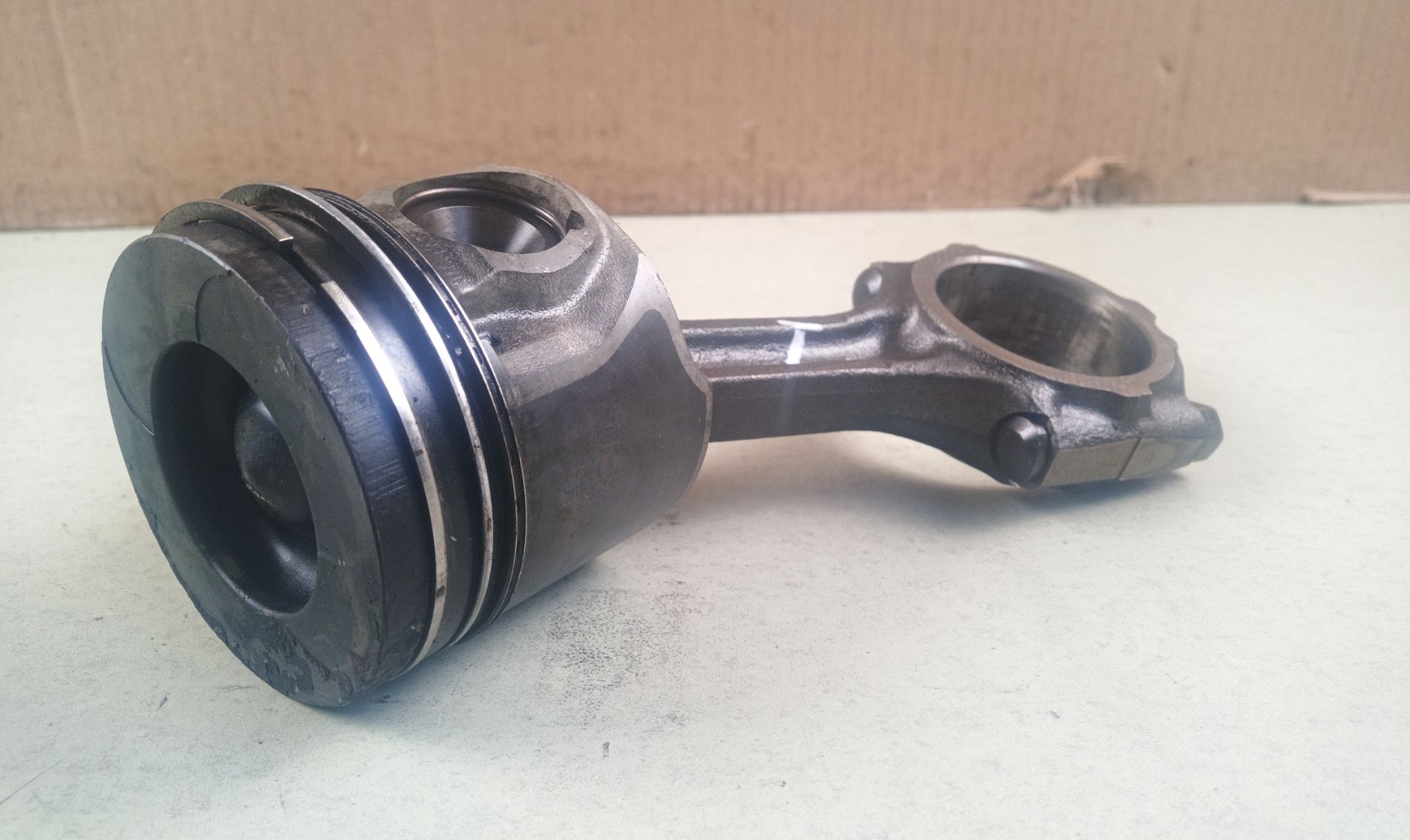 PISTON