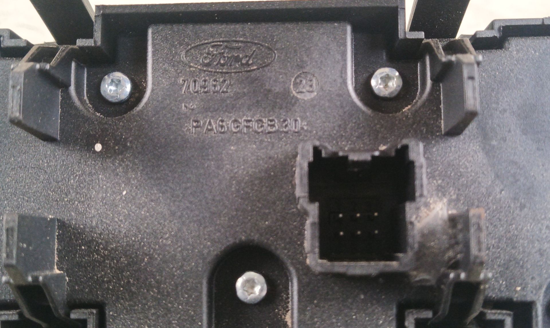 MANDO LUCES Ford Kuga