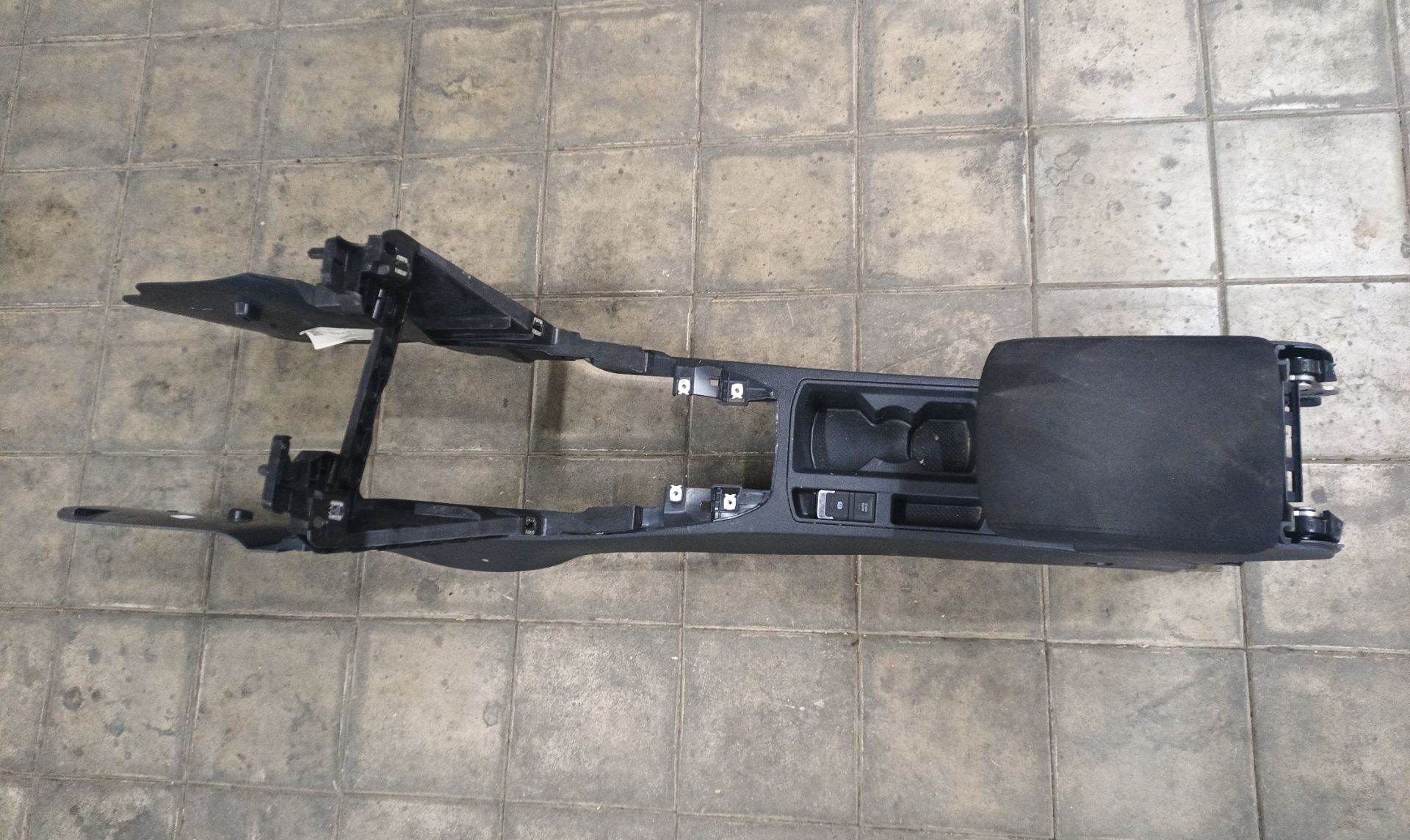 CONSOLA CENTRAL Volkswagen T-Roc (A11)