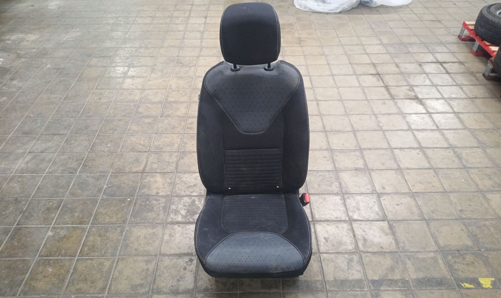 ASIENTO DELANTERO DERECHO Renault Clio IV