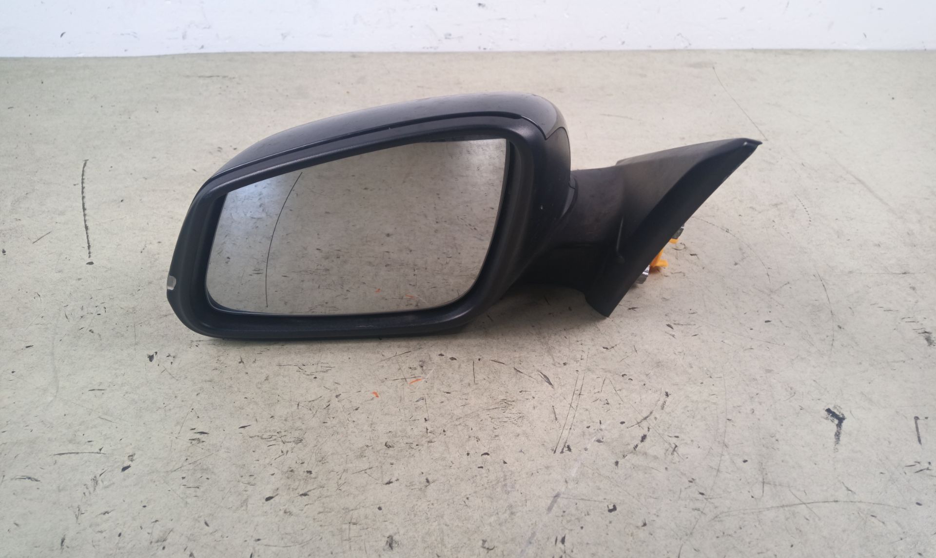 PILOTO RETROVISOR IZQUIERDO