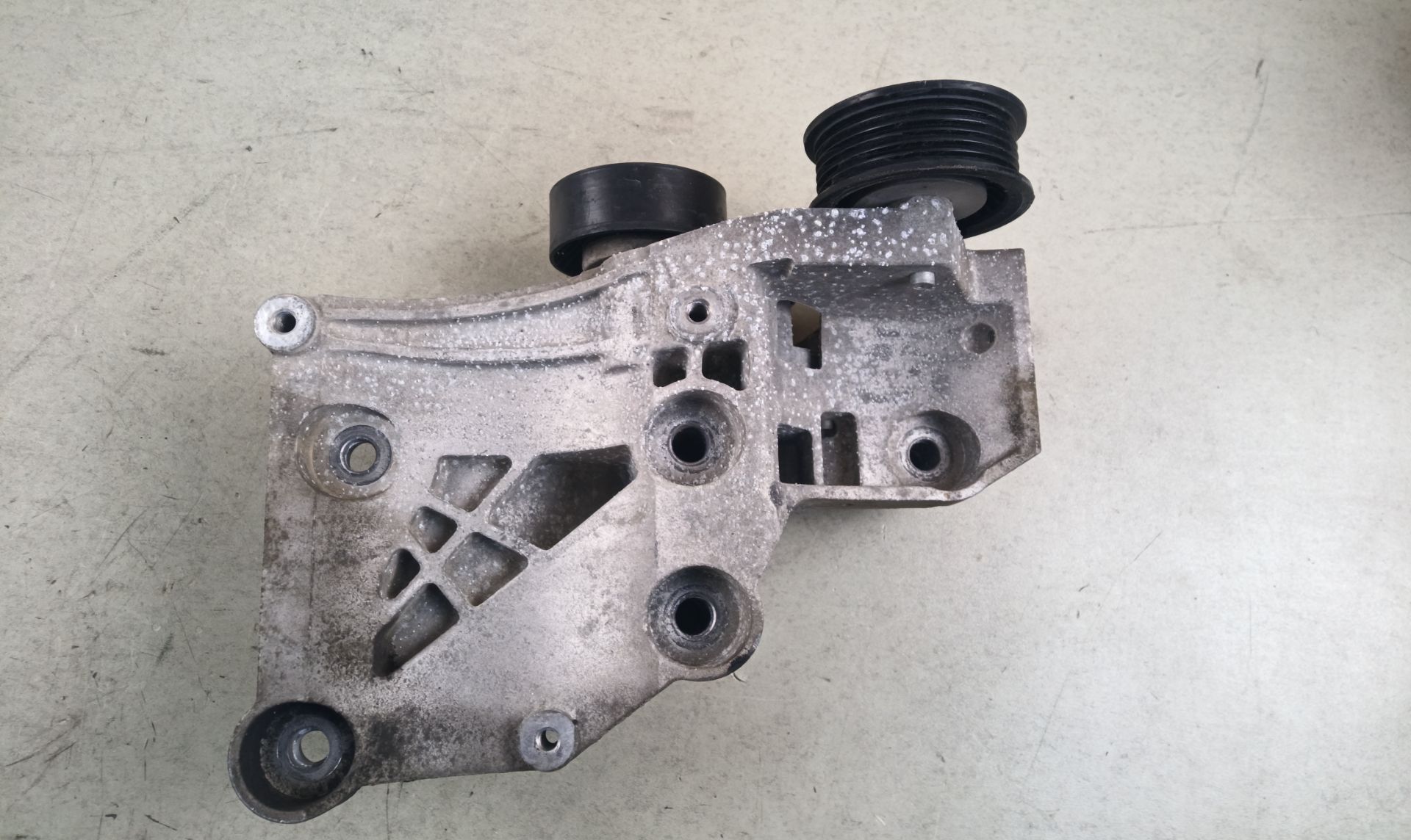 SOPORTE ALTERNADOR