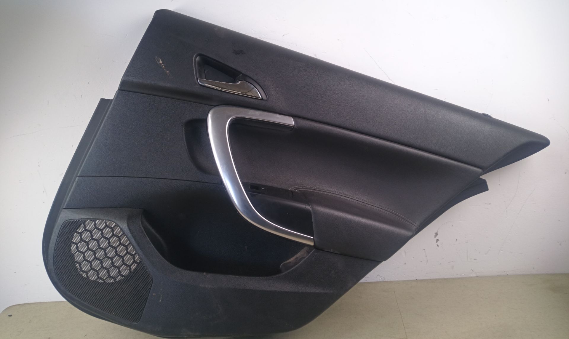 GUARNECIDO PUERTA TRASERA DERECHA Opel Insignia Berlina