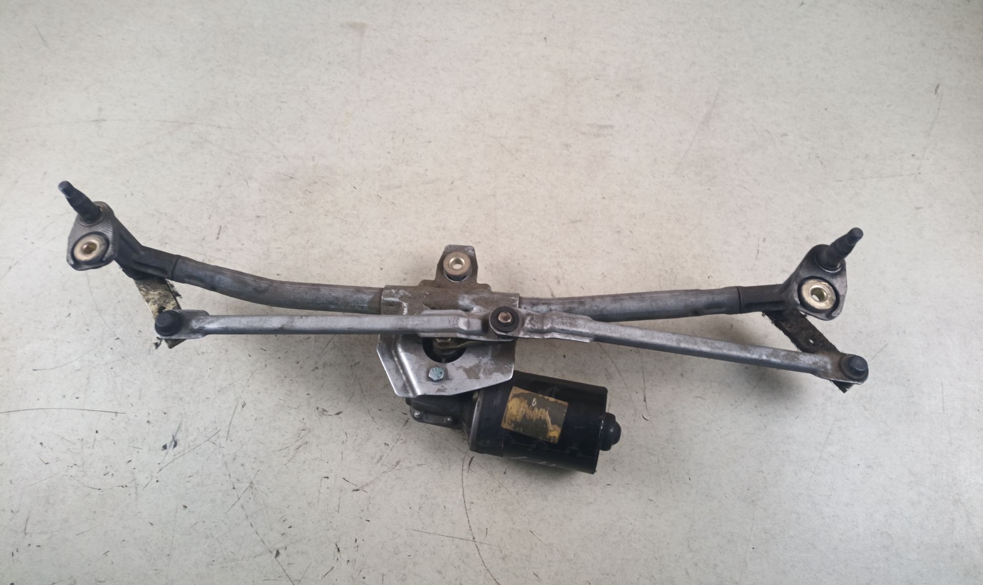 MOTOR LIMPIA DELANTERO