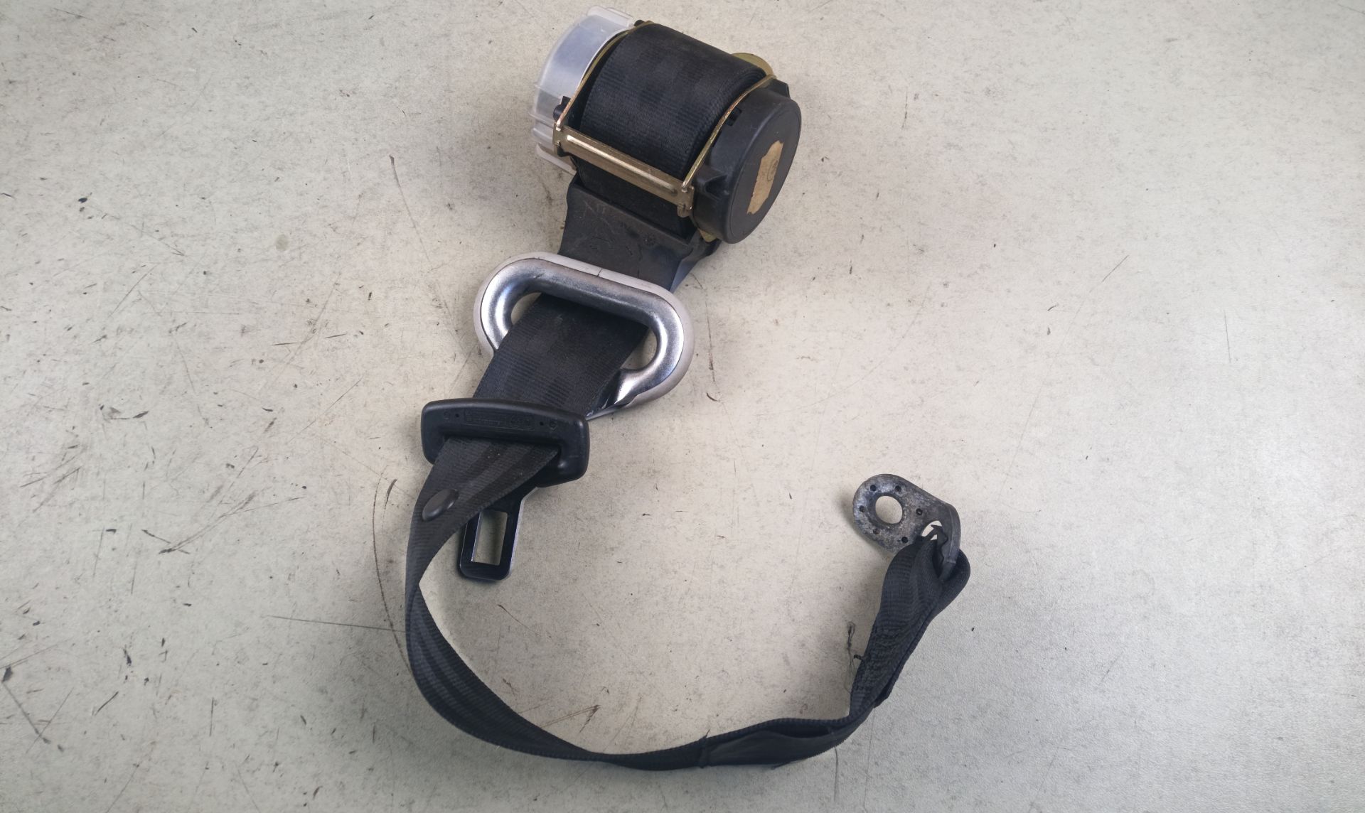 CINTURON SEGURIDAD TRASERO DERECHO
