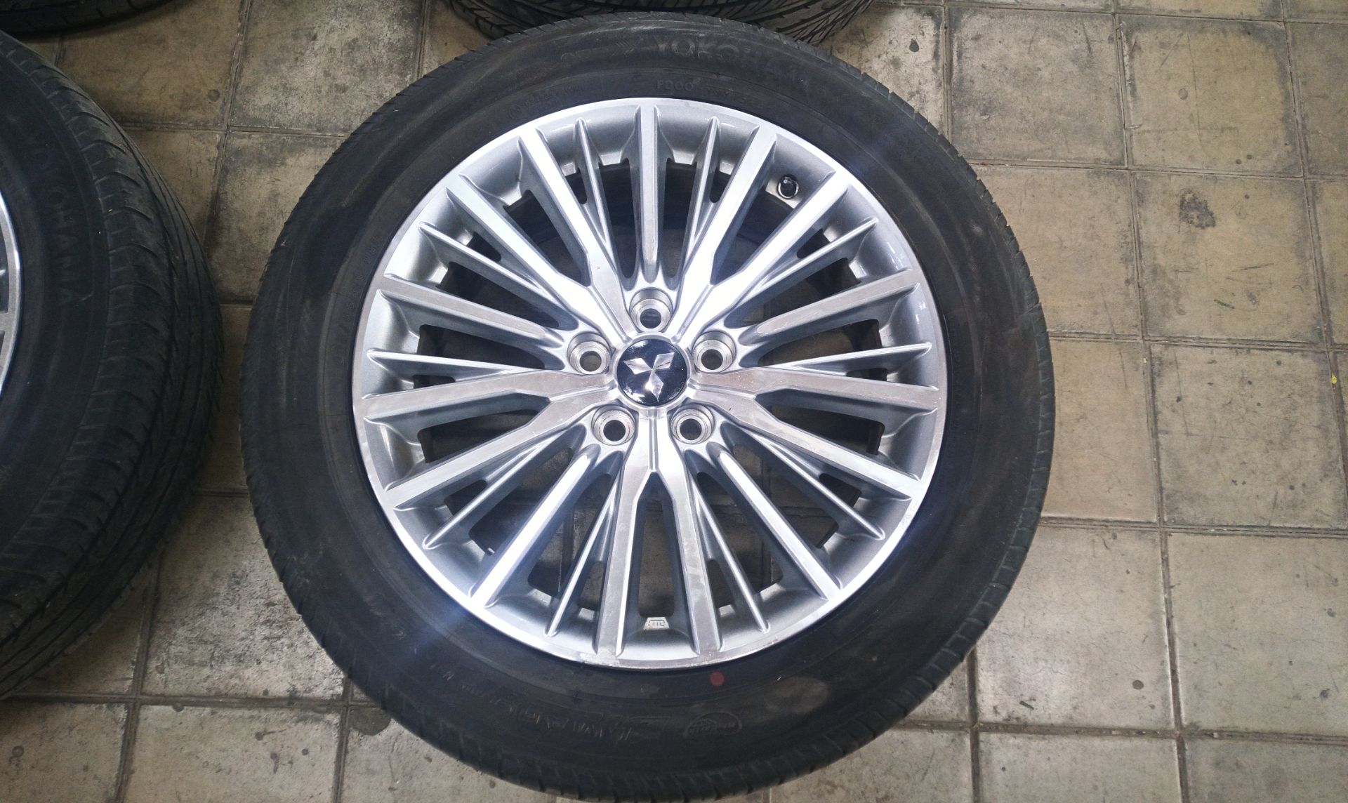 JUEGO LLANTAS Mitsubishi Outlander (GF0/GG0)