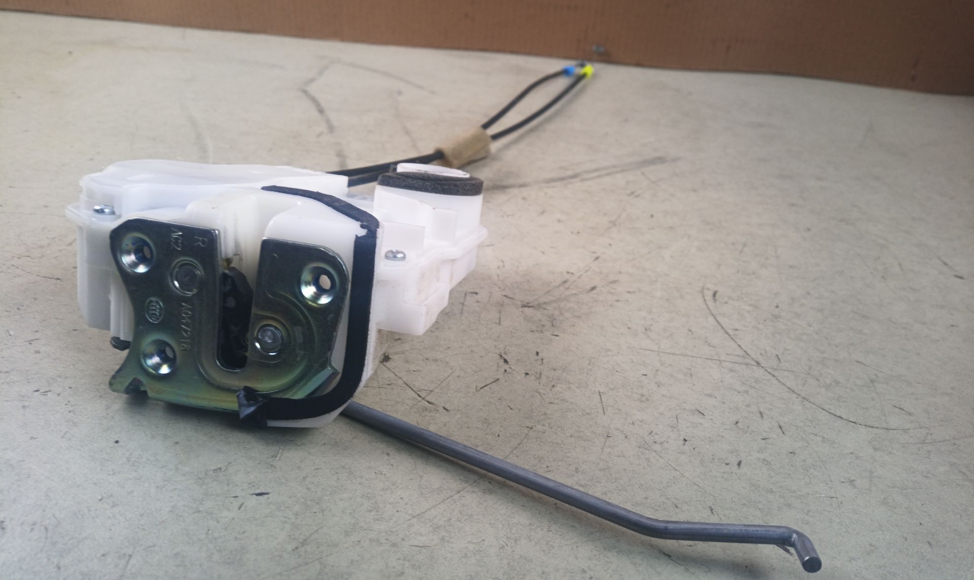 CERRADURA PUERTA DELANTERA DERECHA Mitsubishi Outlander (GF0/GG0)