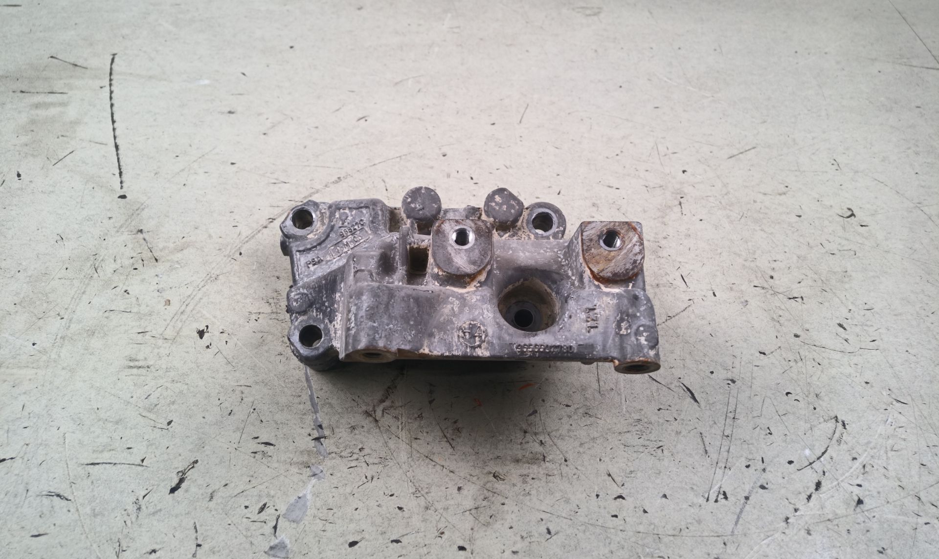 SOPORTE MOTOR